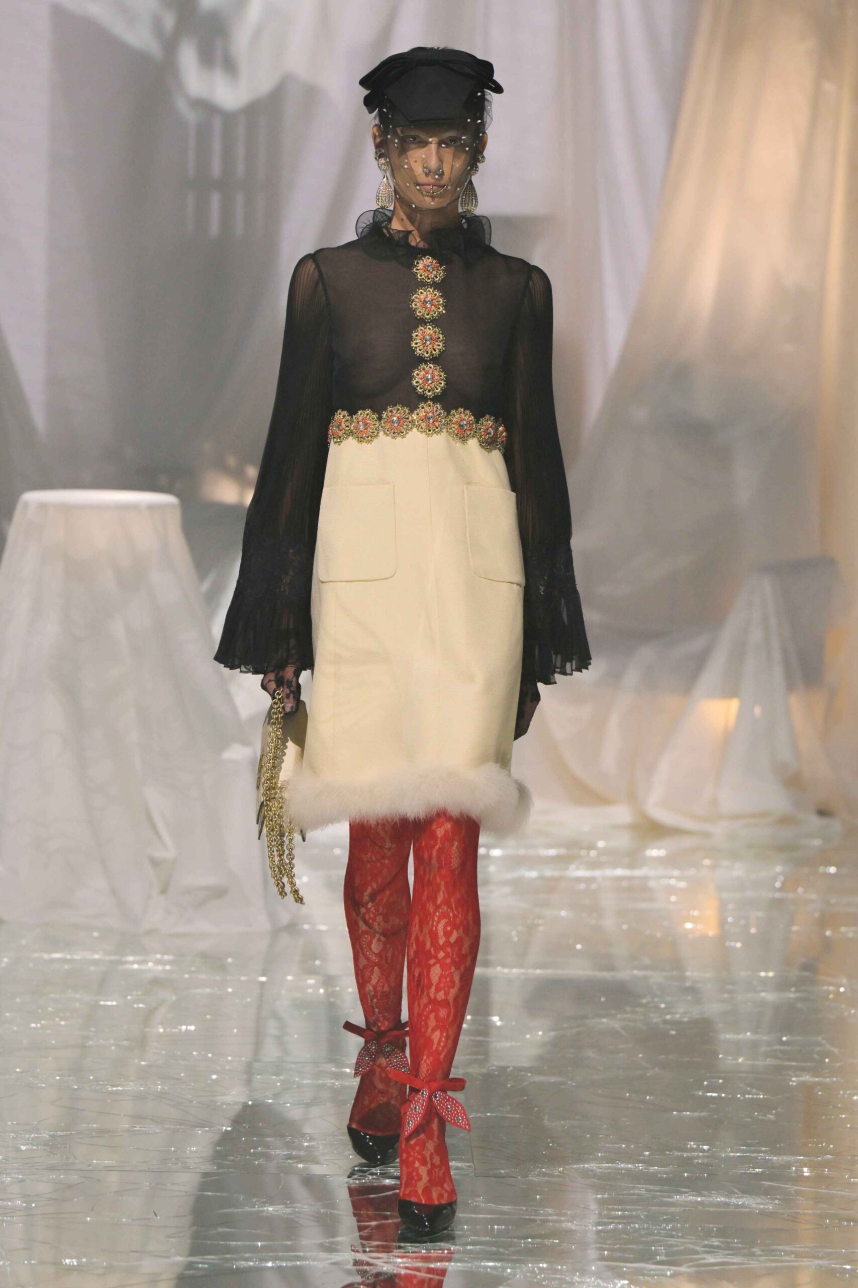 mega-pfw-ss25-valentino-alessandro-michele-20