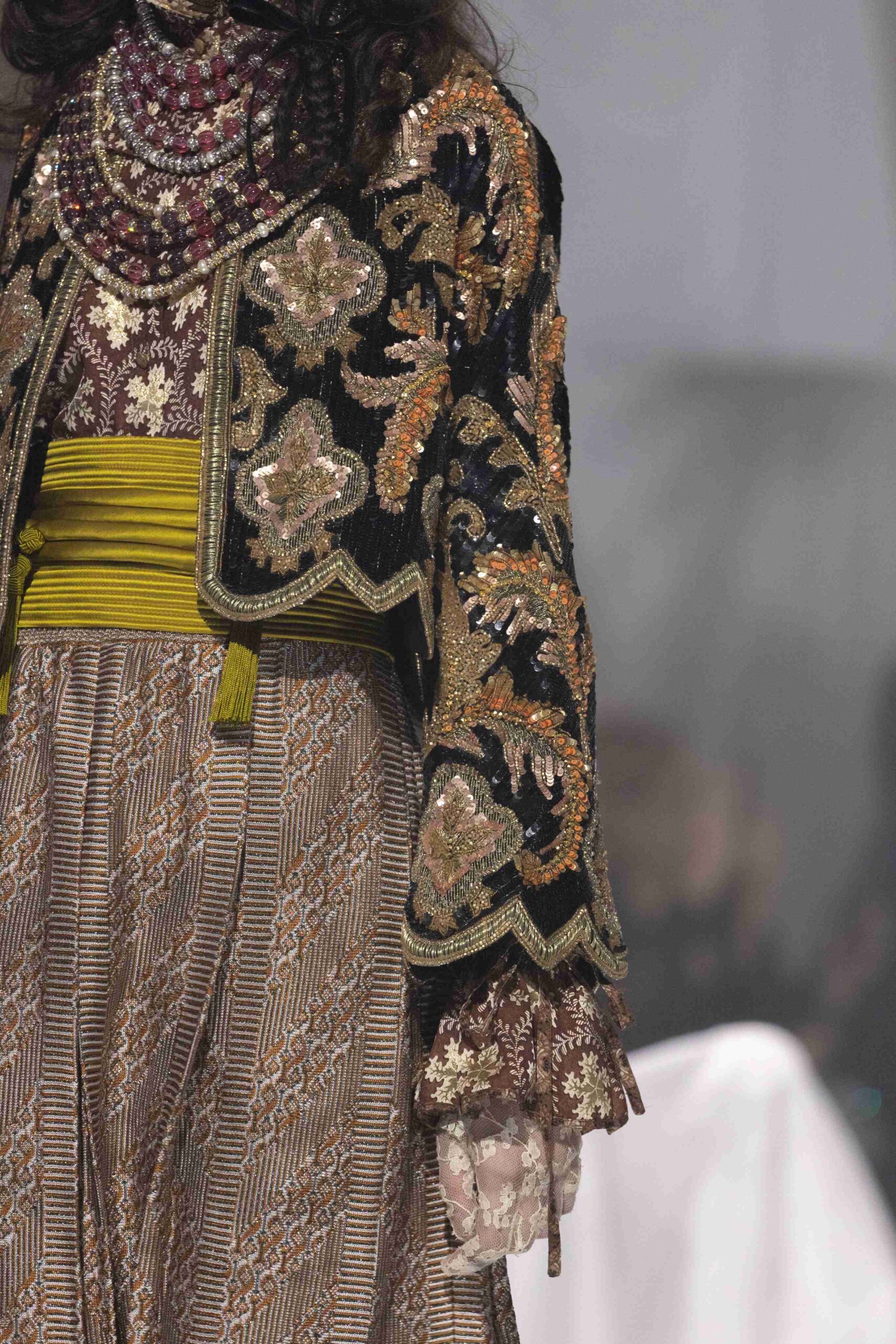 mega-pfw-ss25-valentino-alessandro-michele-3