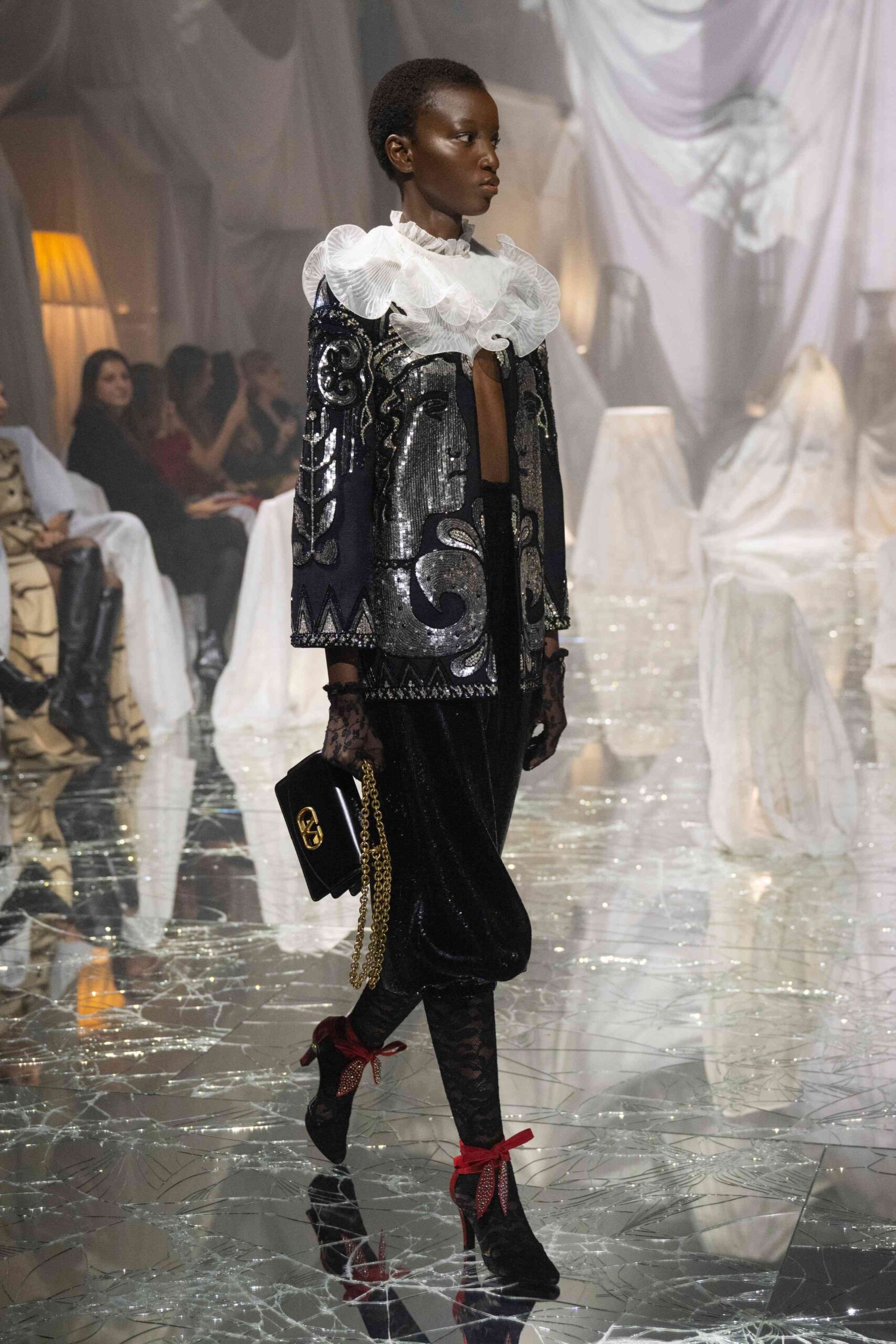 mega-pfw-ss25-valentino-alessandro-michele-4