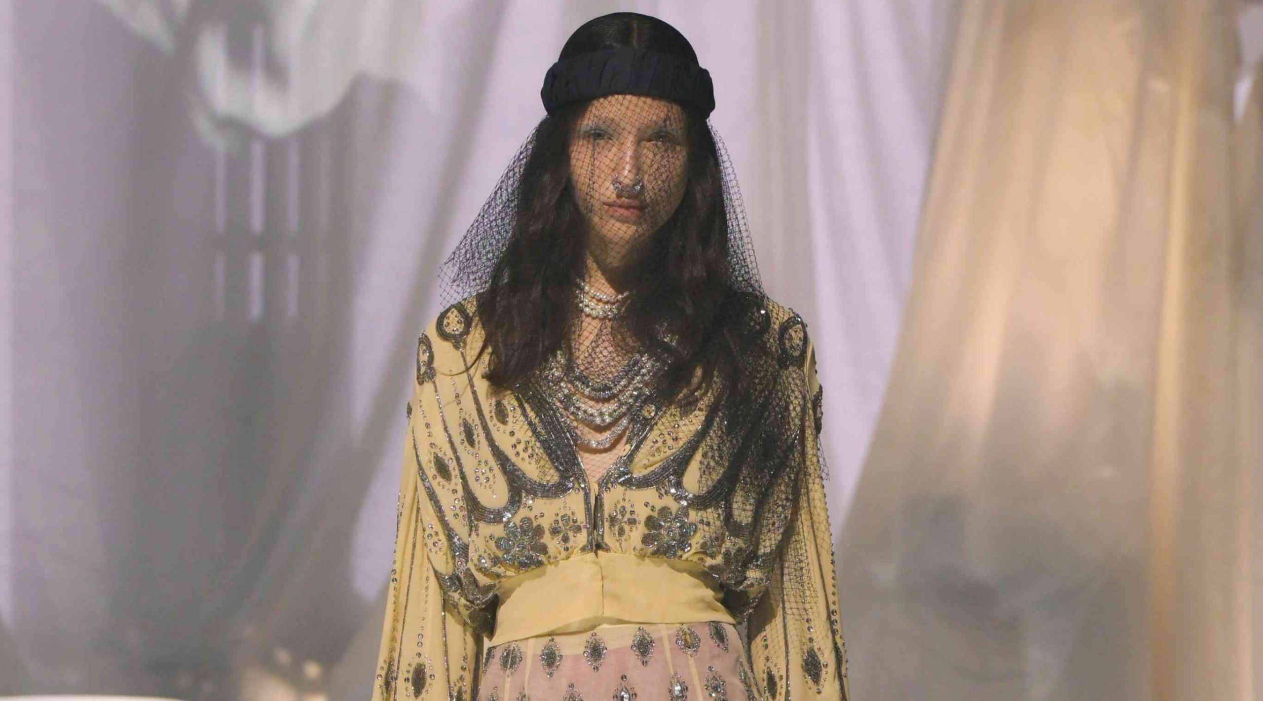 valentino spring summer 2025 ss25 paris fashion week pfw alessandro michele