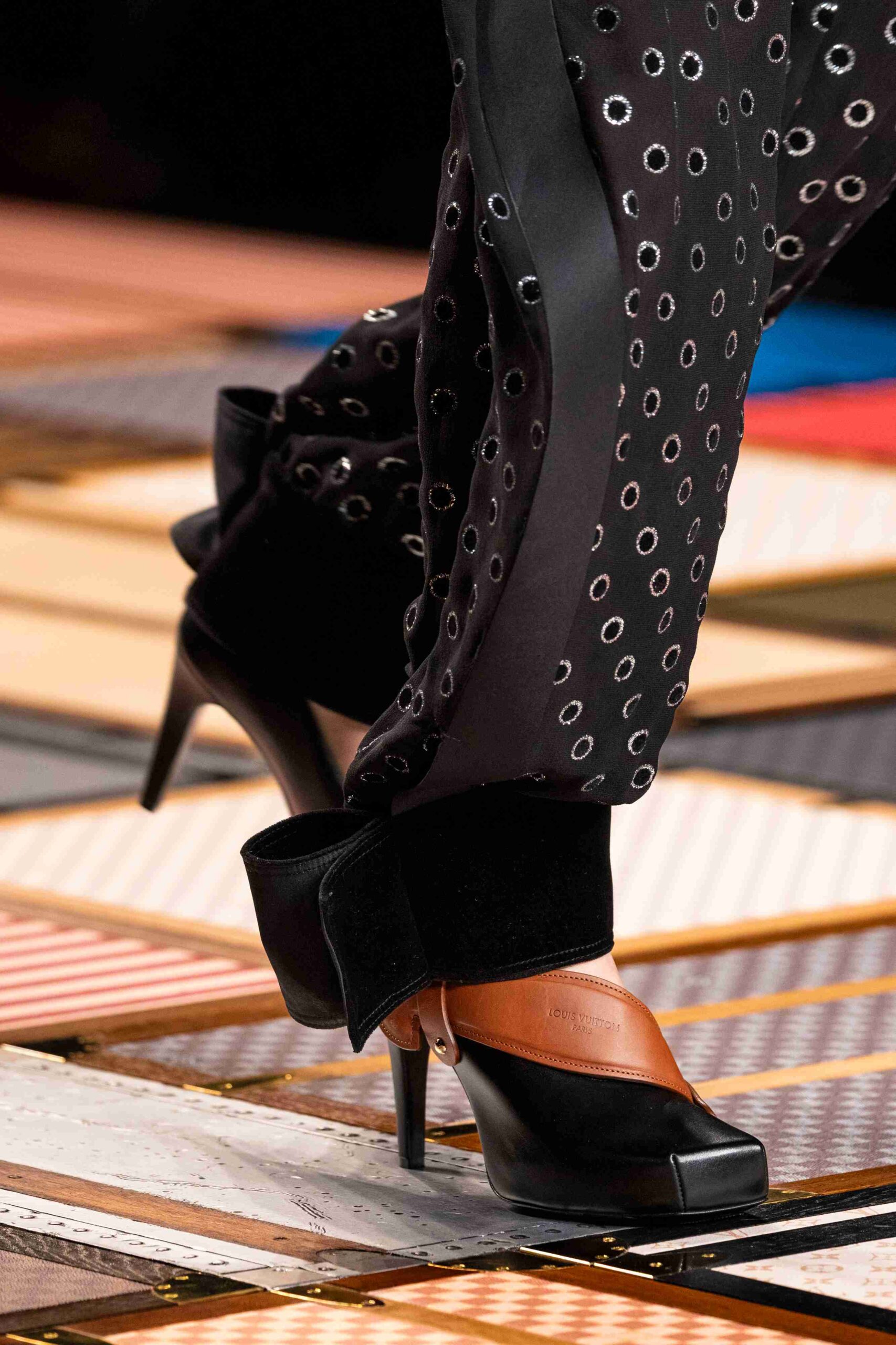 LV_SS25_Shoes_19_11zon
