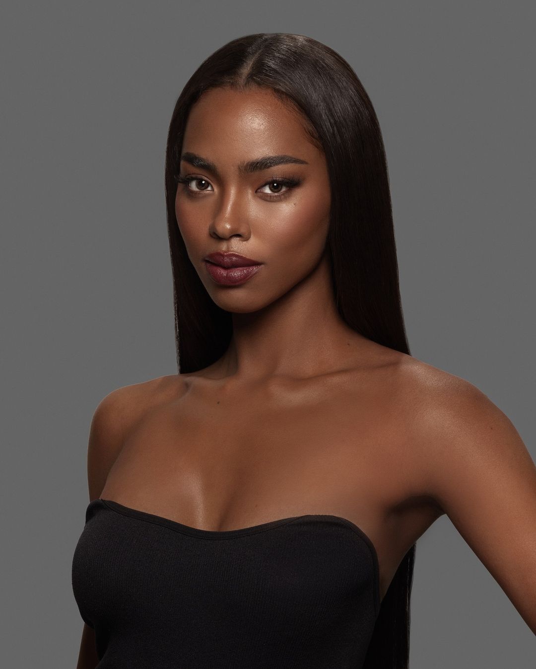 The Official Miss Universe Headshot. Chelsea Manalo Tyra Banks