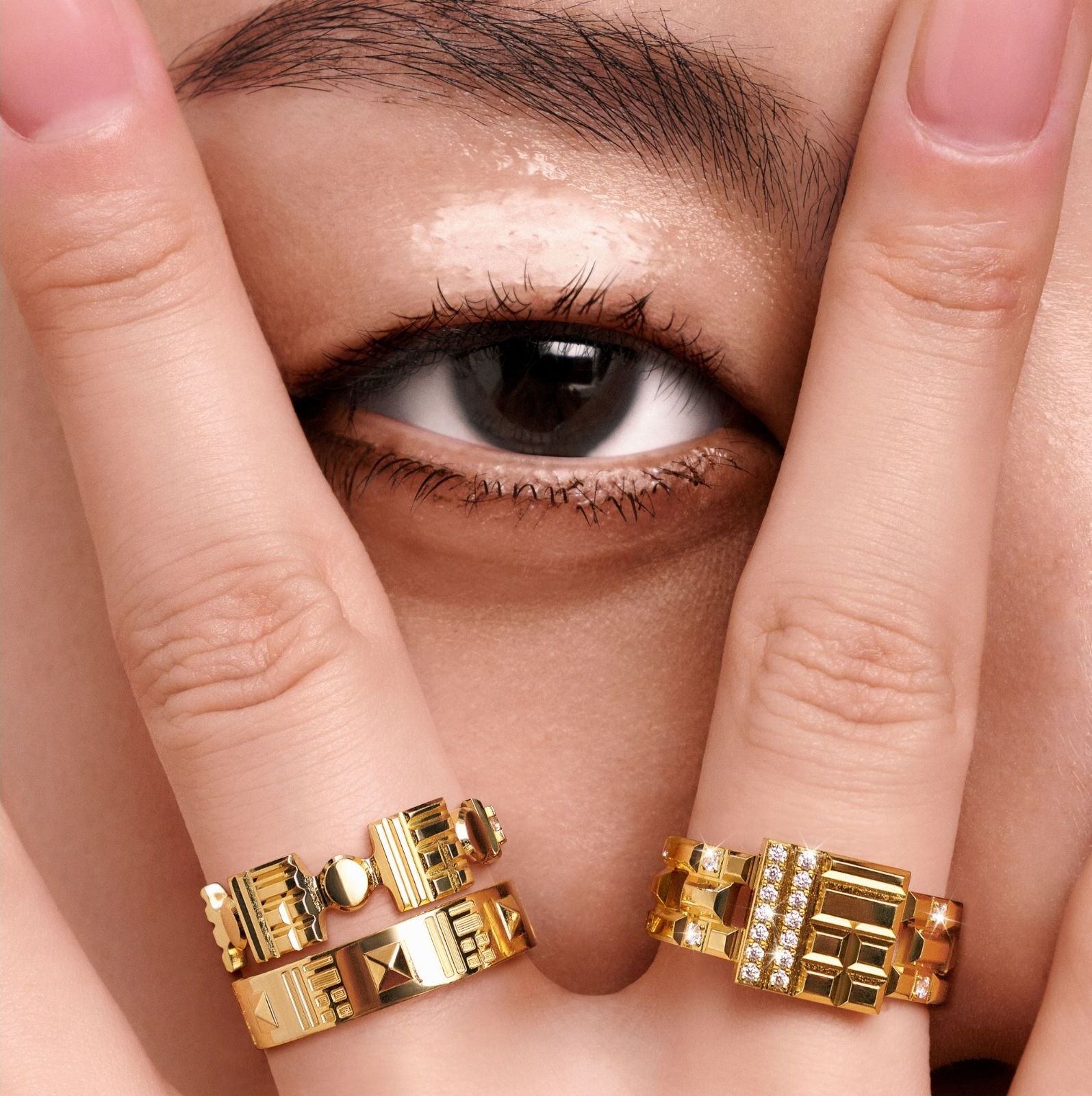 Chow Tai Fook holiday jewelry and model