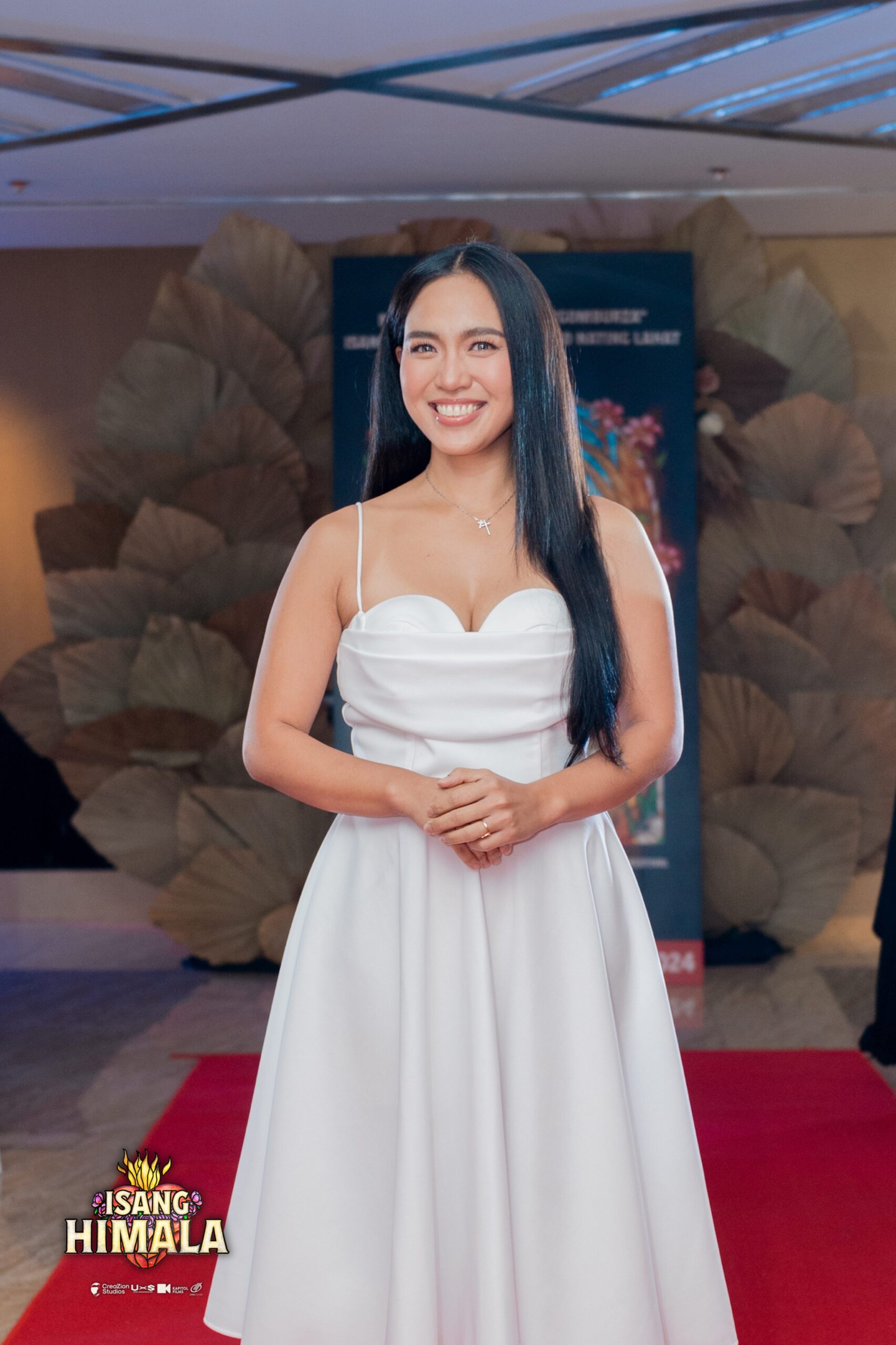 Aicelle Santos, leading the ensemble as Elsa, who she played in the 2018 musical stage play  Isang Himala MMFF 2024 Metro Manila Film Festival musical film
