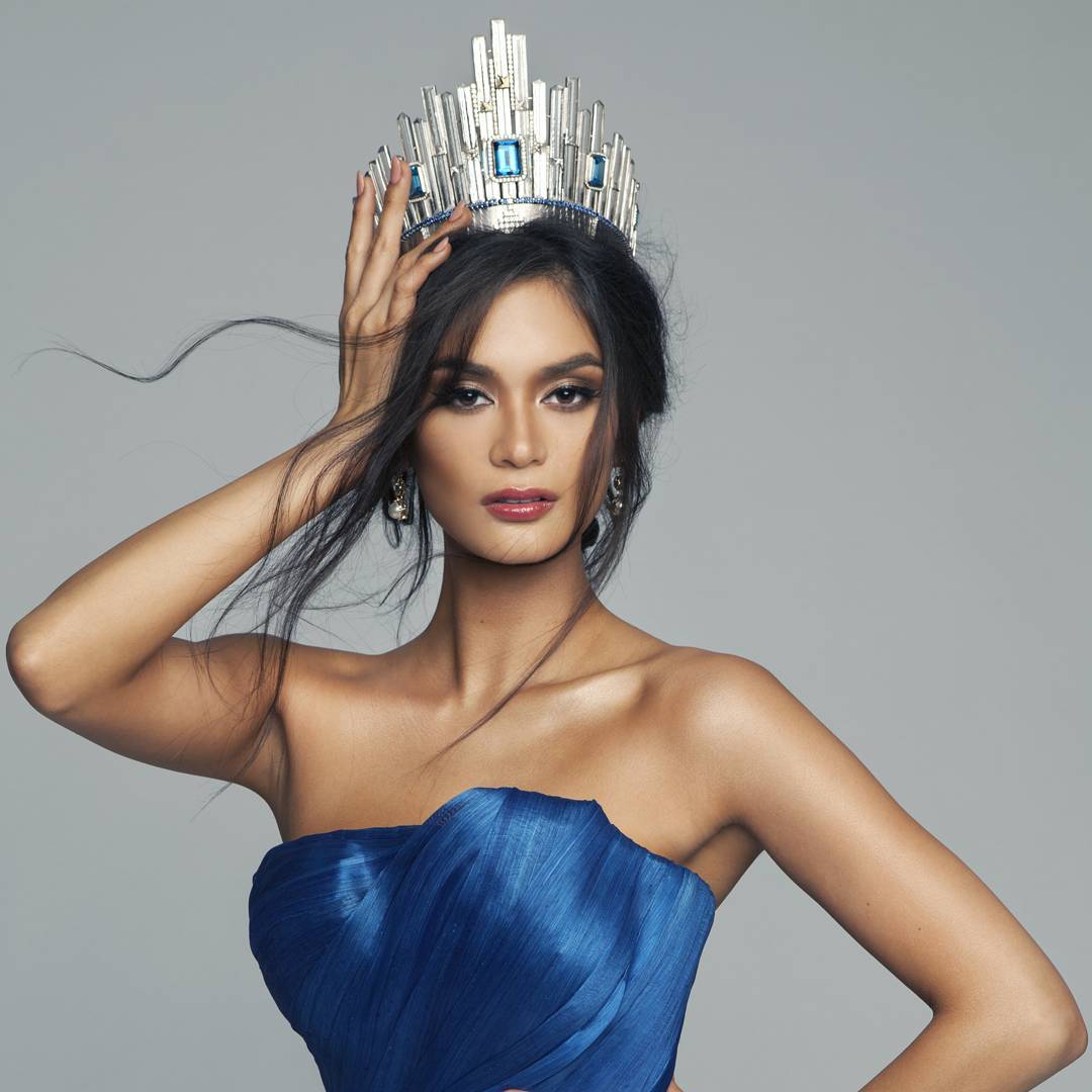 Pia Wurtzbach in the Francis Libiran dress for her Miss Universe 2015 photoshoot  love gala auction 