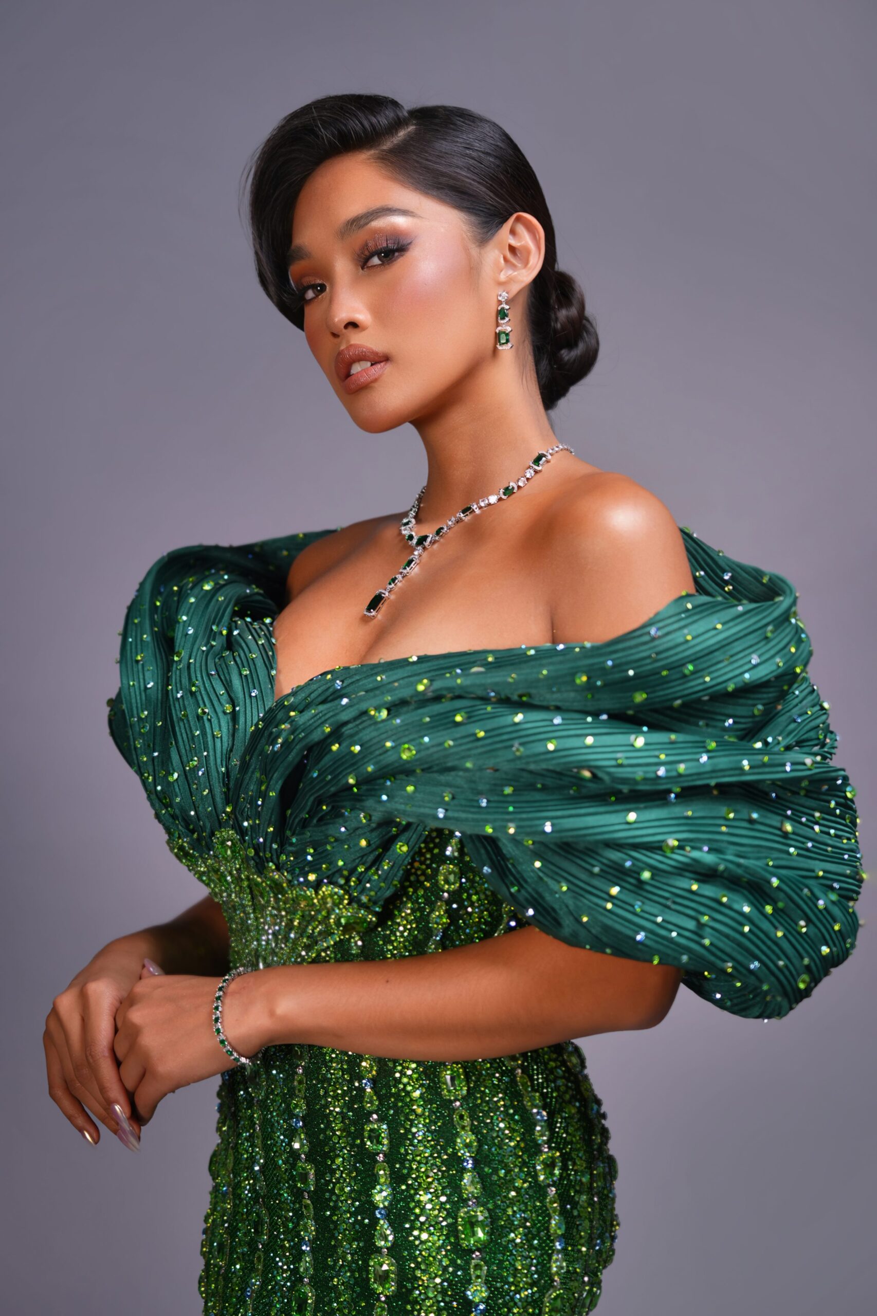 Dia Maté as Reina Hispanoamericana Filipinas 2024  Dia Maté Ganda Gandahan empower women singer Filipina dia mate beauty queen music musician artist