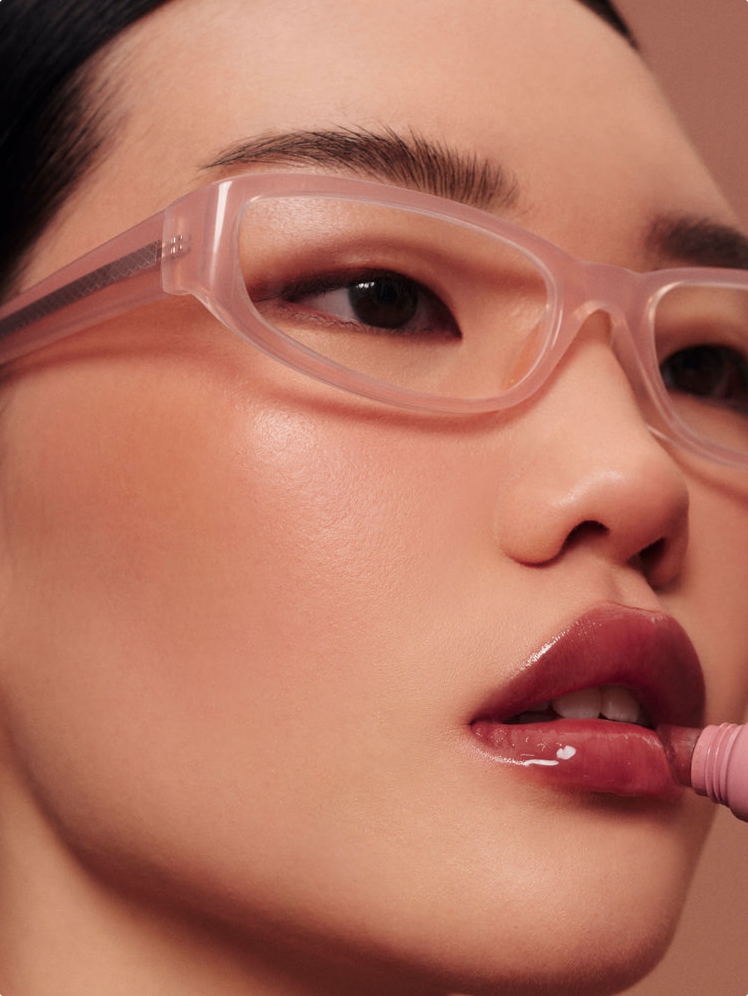 Sunnies Face Lip Glaze in Bonbon