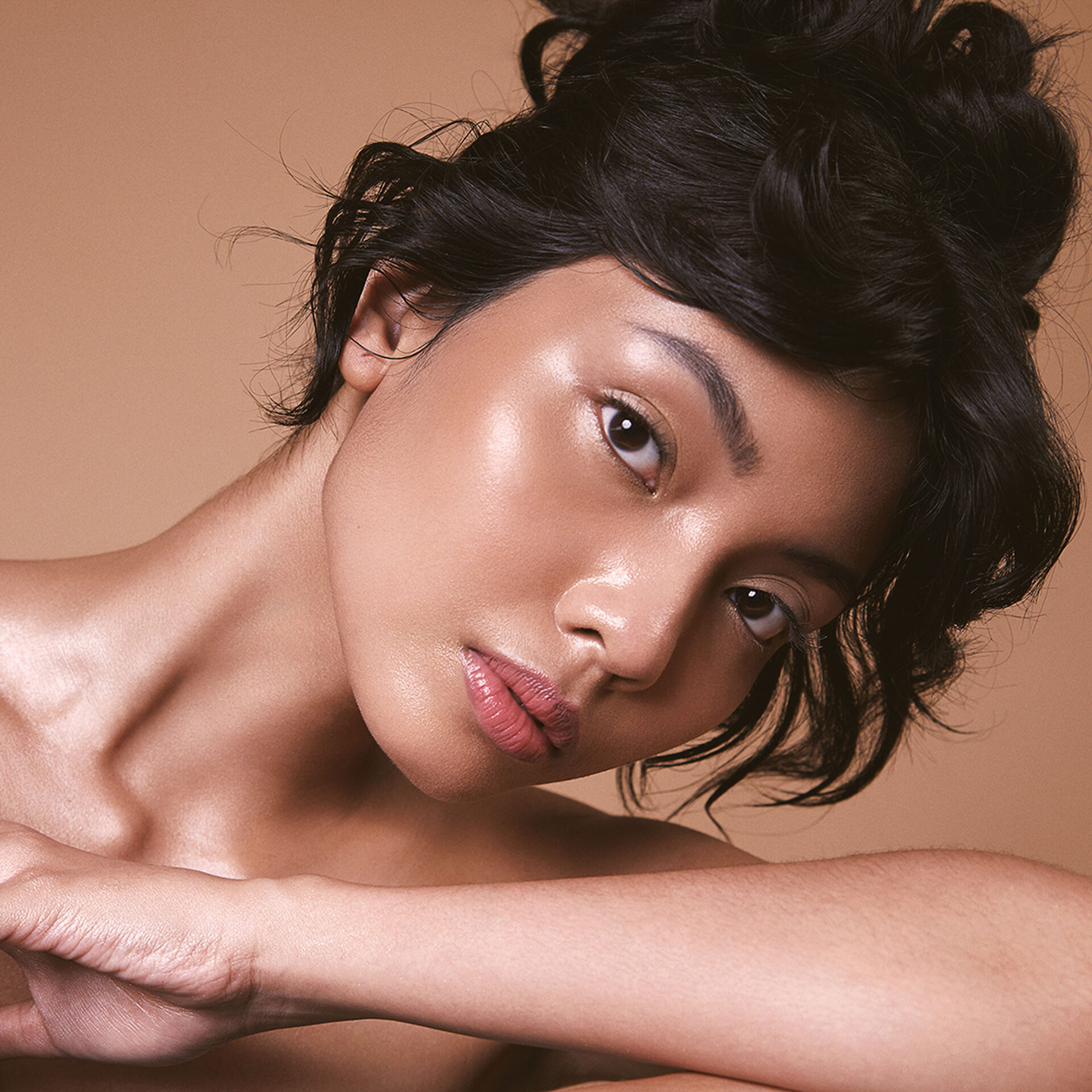 Decoding the Difference Between Body Shimmers and Body Glow