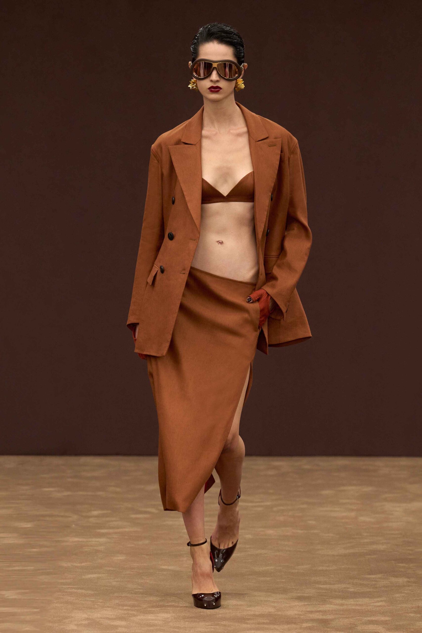 PANTONE Color of the year 2025 mocha mousse brown fashion