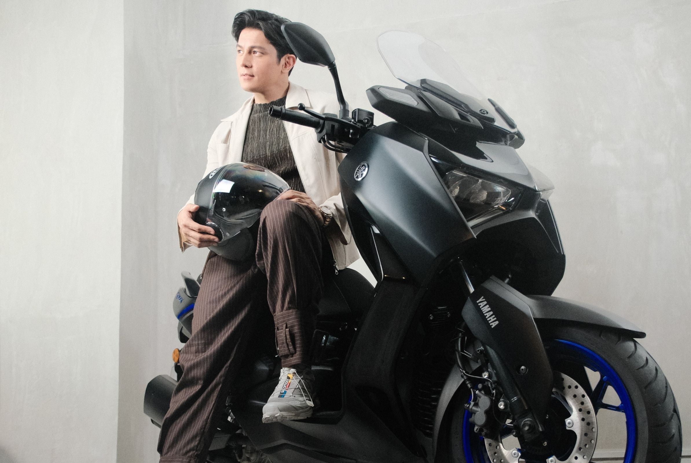 The Yamaha XMAX Bike with Filipino personality Joseph Marco atop it
