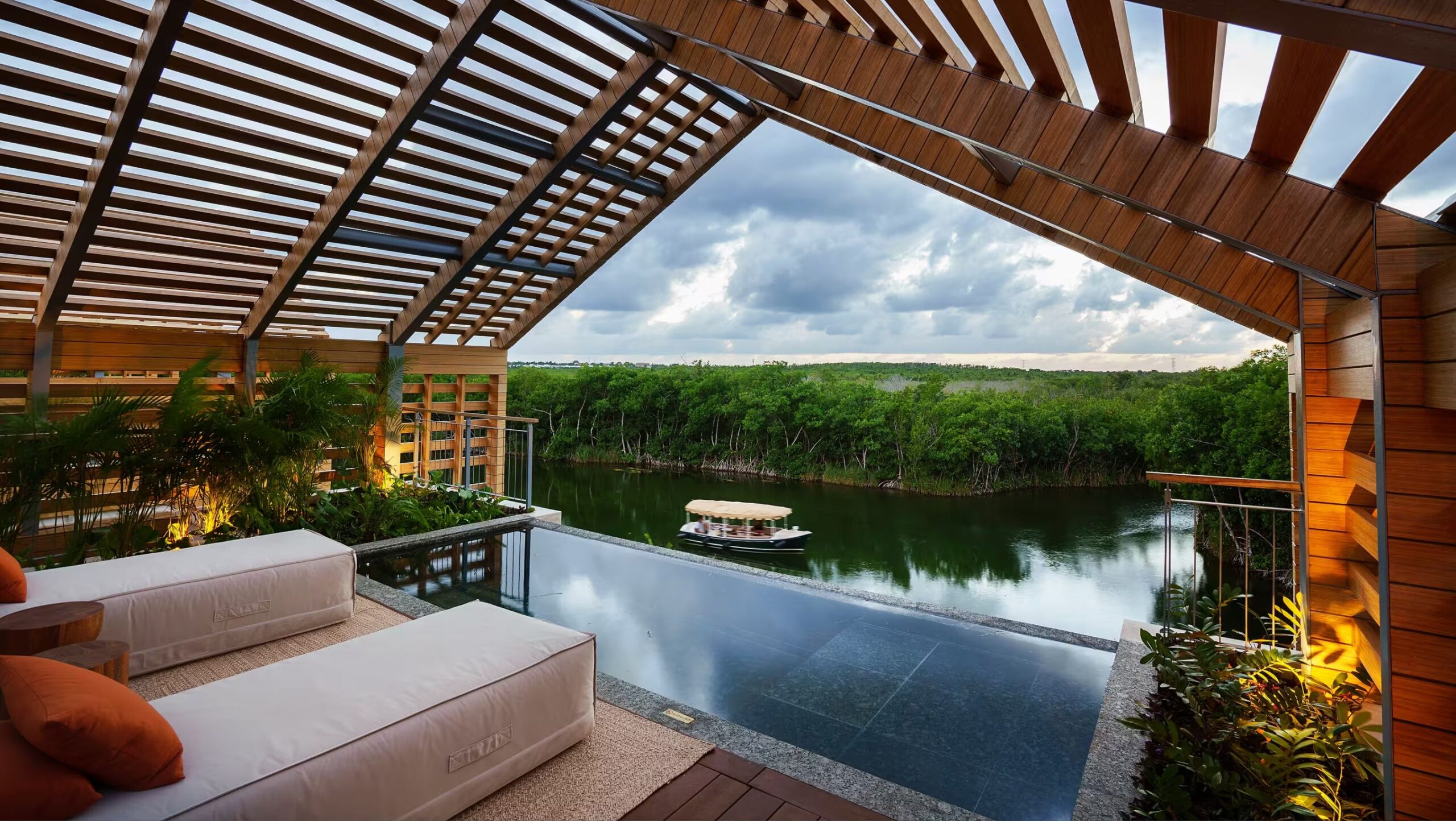 Buahan, a Banyan Tree Escape