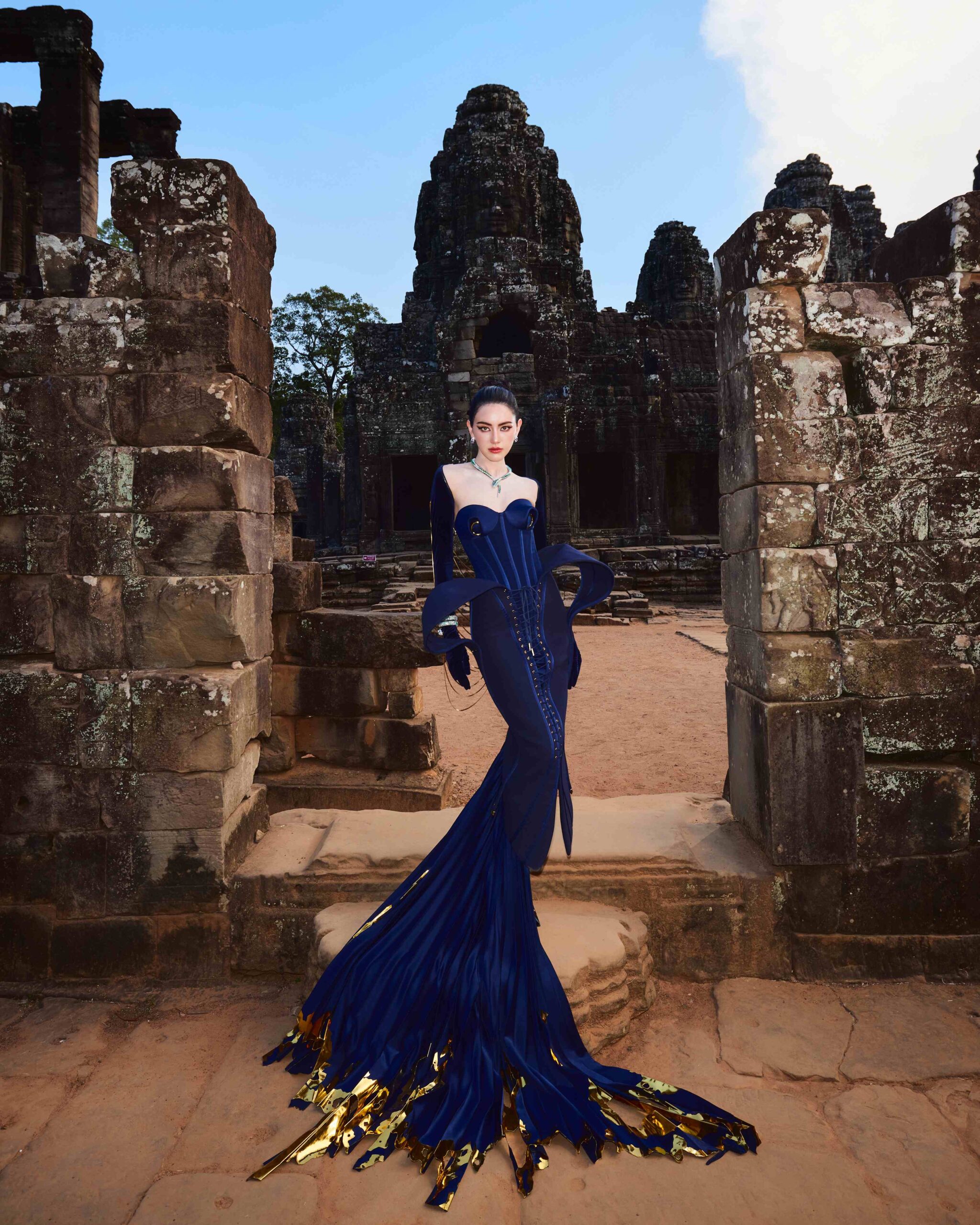 MEGA, along with Pia Wurtzbach, Davika Hornee, and Hồ Ngọc Hà, attended the event set in the Bayon Temple, as part of its 140-year anniversary celebrations.