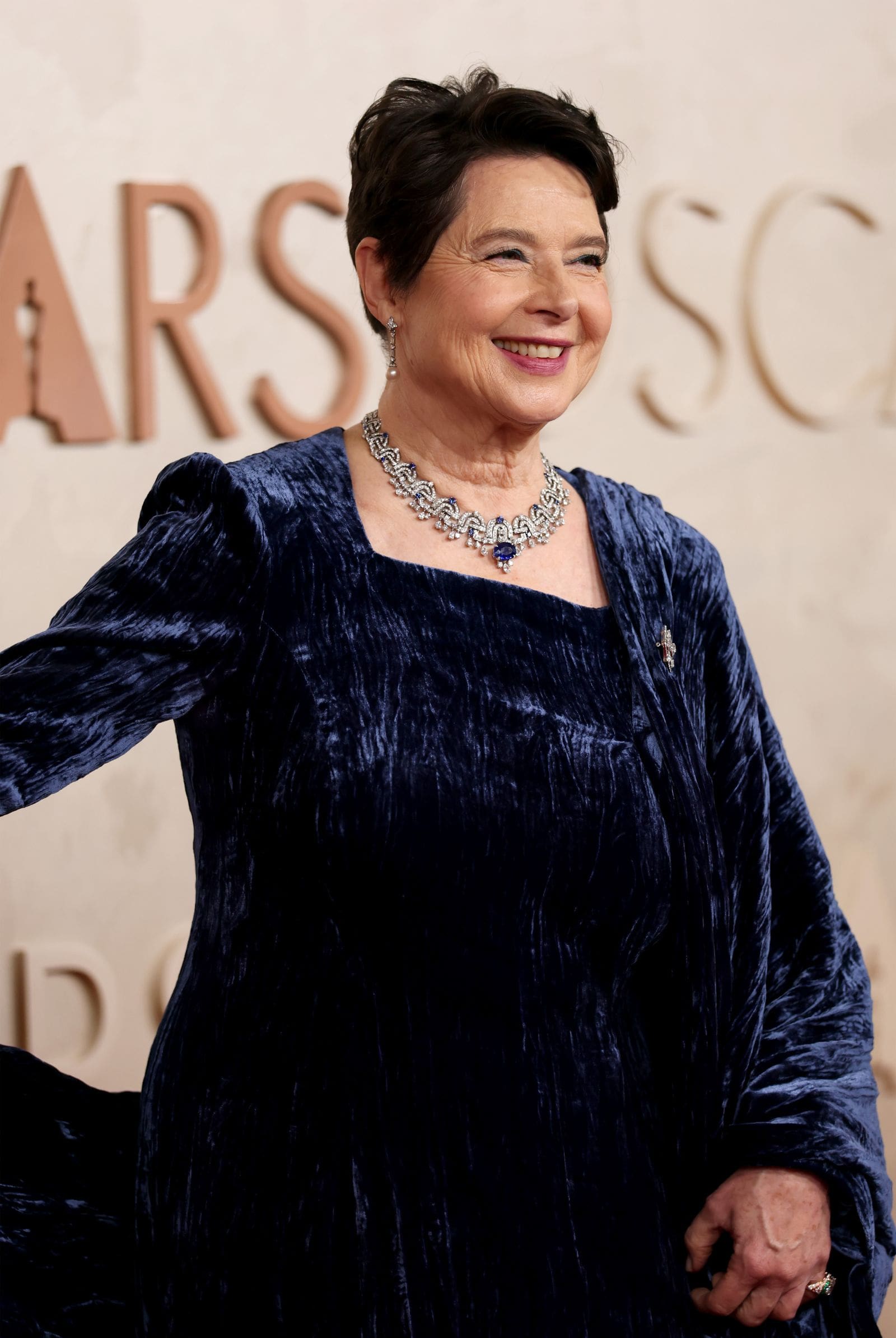 Best Supporting Actress nominee Isabella Rossellini in Dolce&Gabbana
