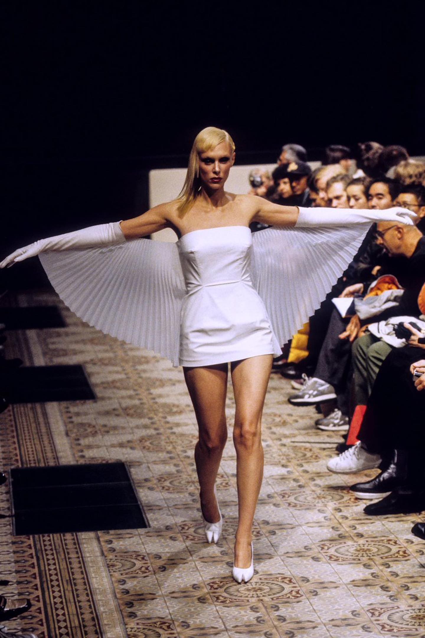 Is It Archival or Referential? Fashion’s Nostalgia Problem jeremy scott ss1996