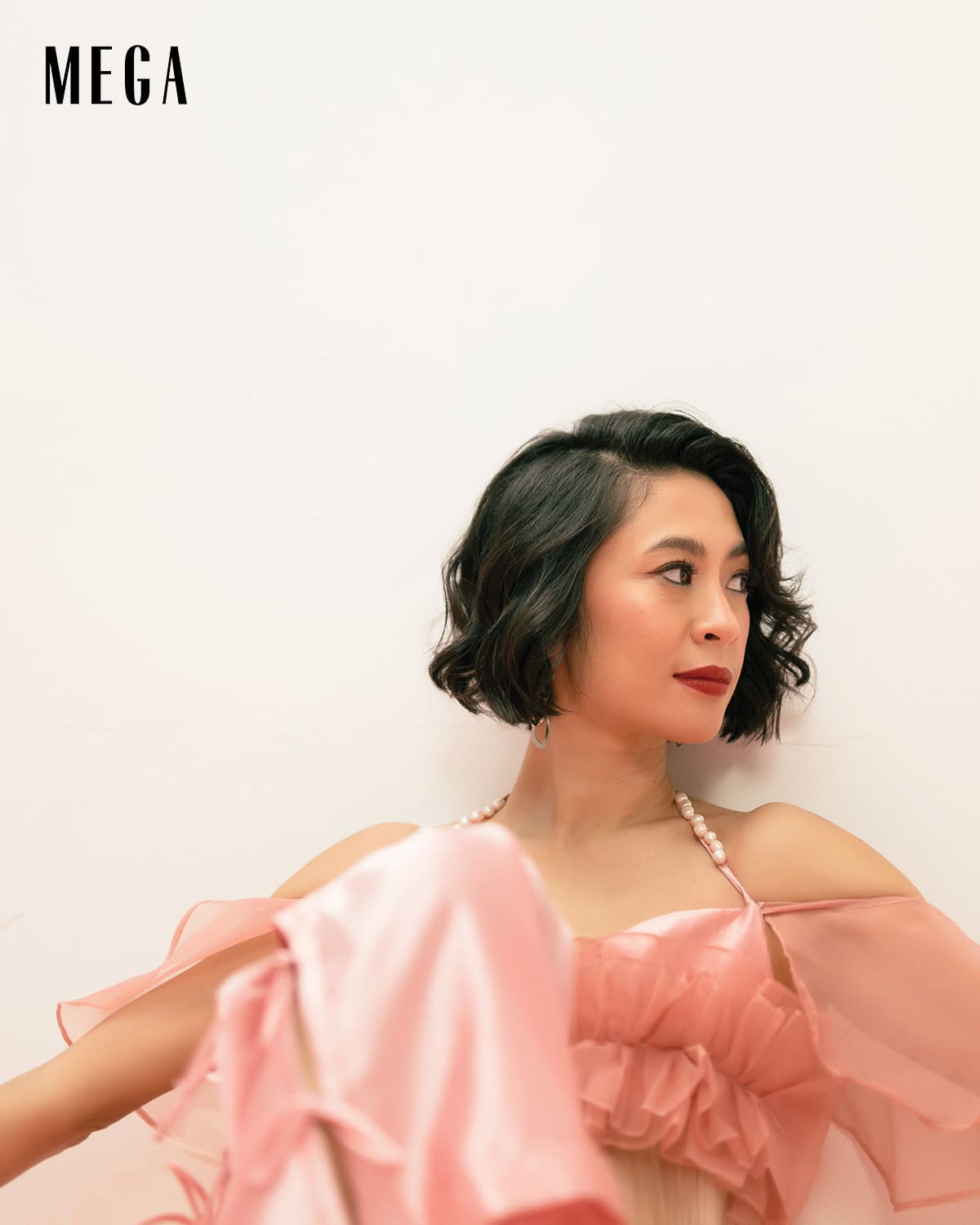 Muri advocates for more women in music, believing their presence brings much-needed fresh ideas and inspires future generations