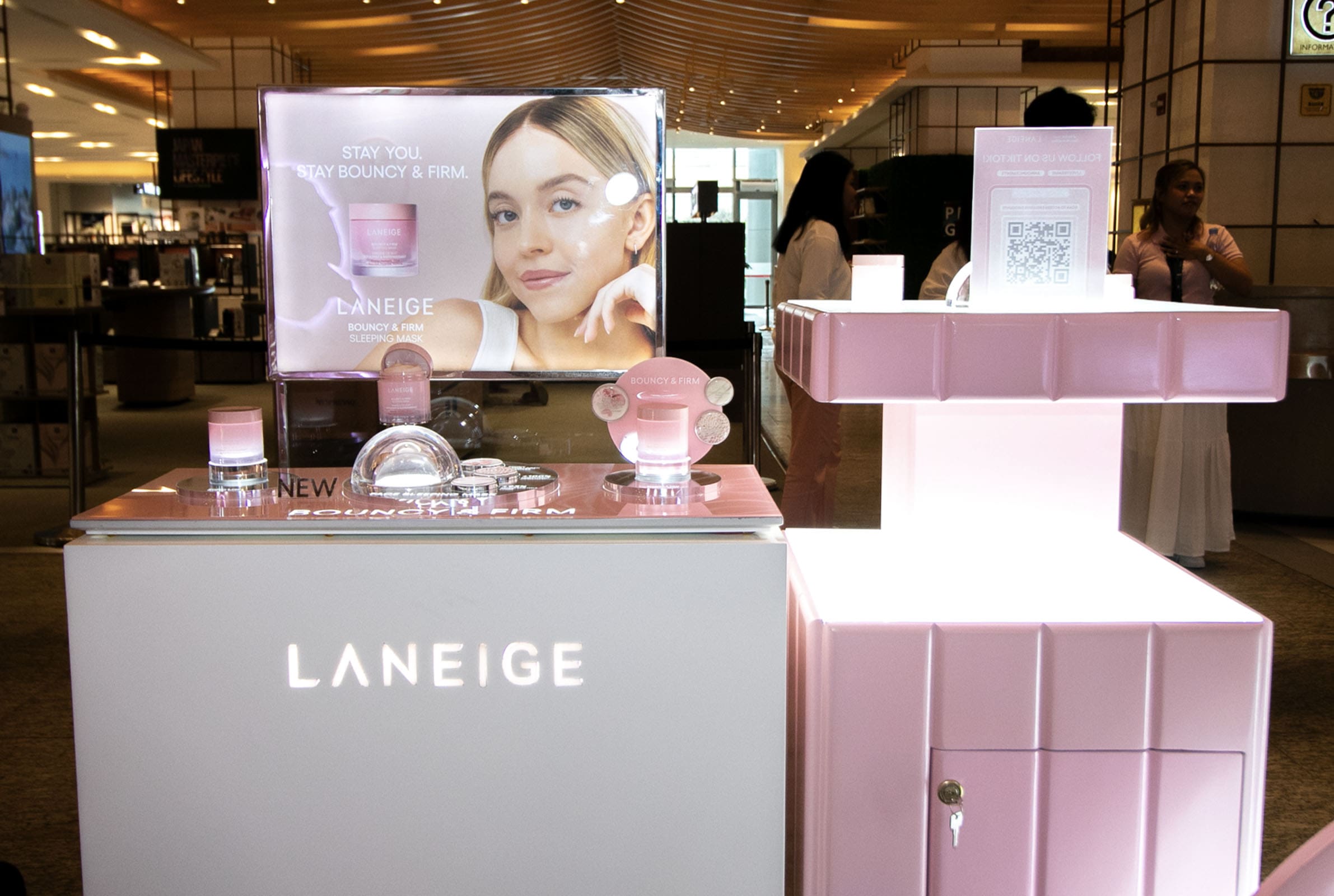 The booth for the Bouncy and Firm Lip Treatment
