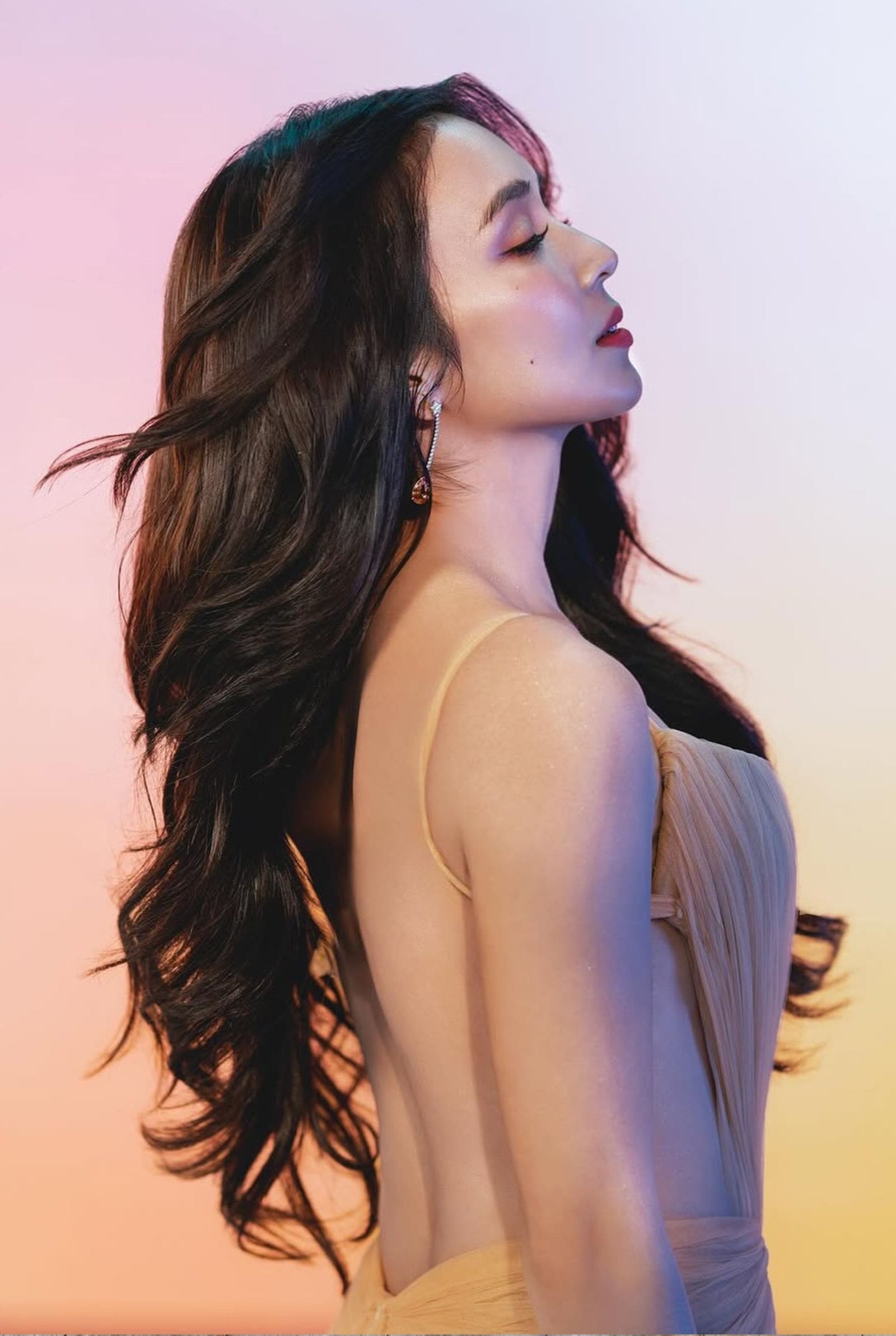 EXCLUSIVE: An Ode to Elegance: Kathryn Bernardo’s Spring Statement
