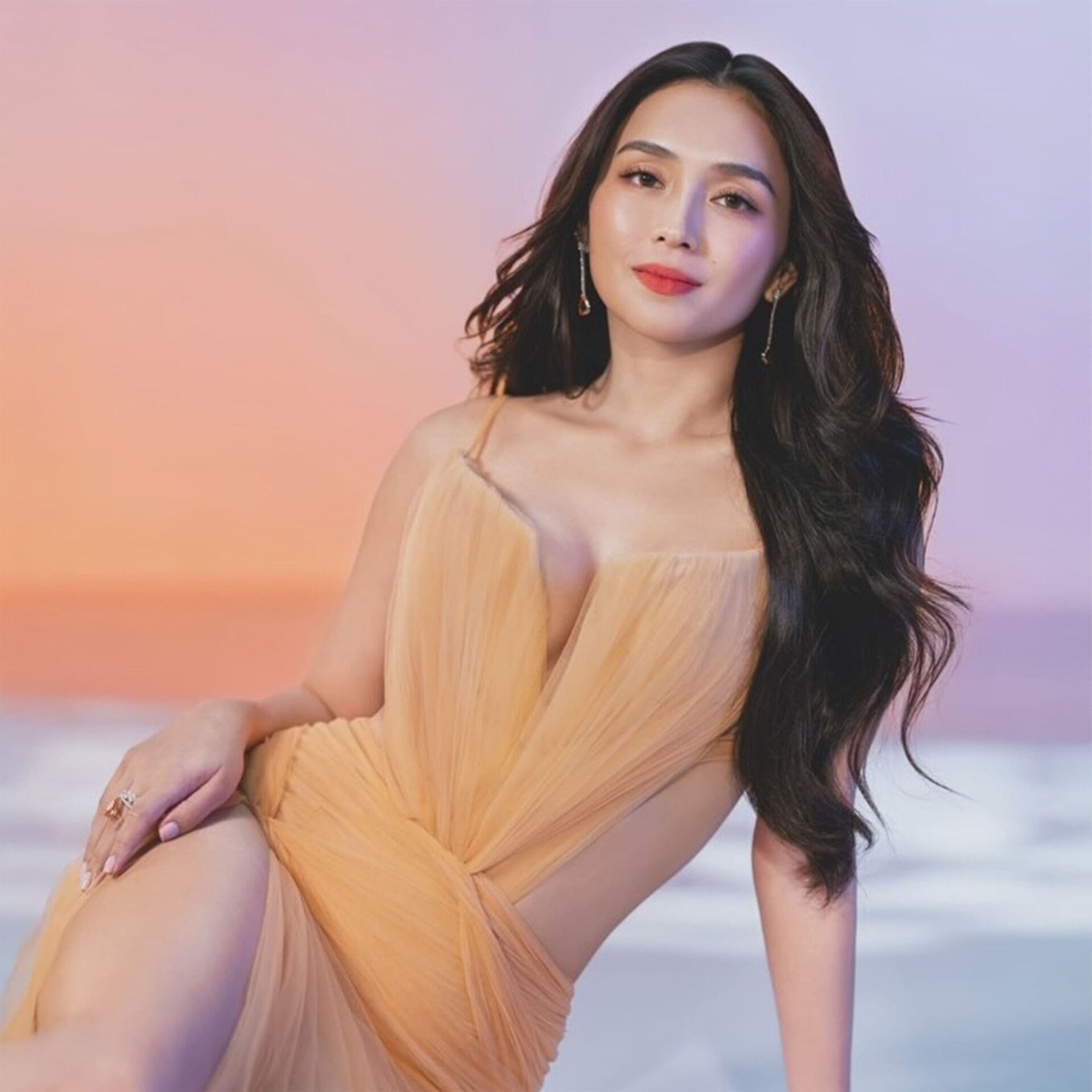 EXCLUSIVE: An Ode to Elegance: Kathryn Bernardo’s Spring Statement