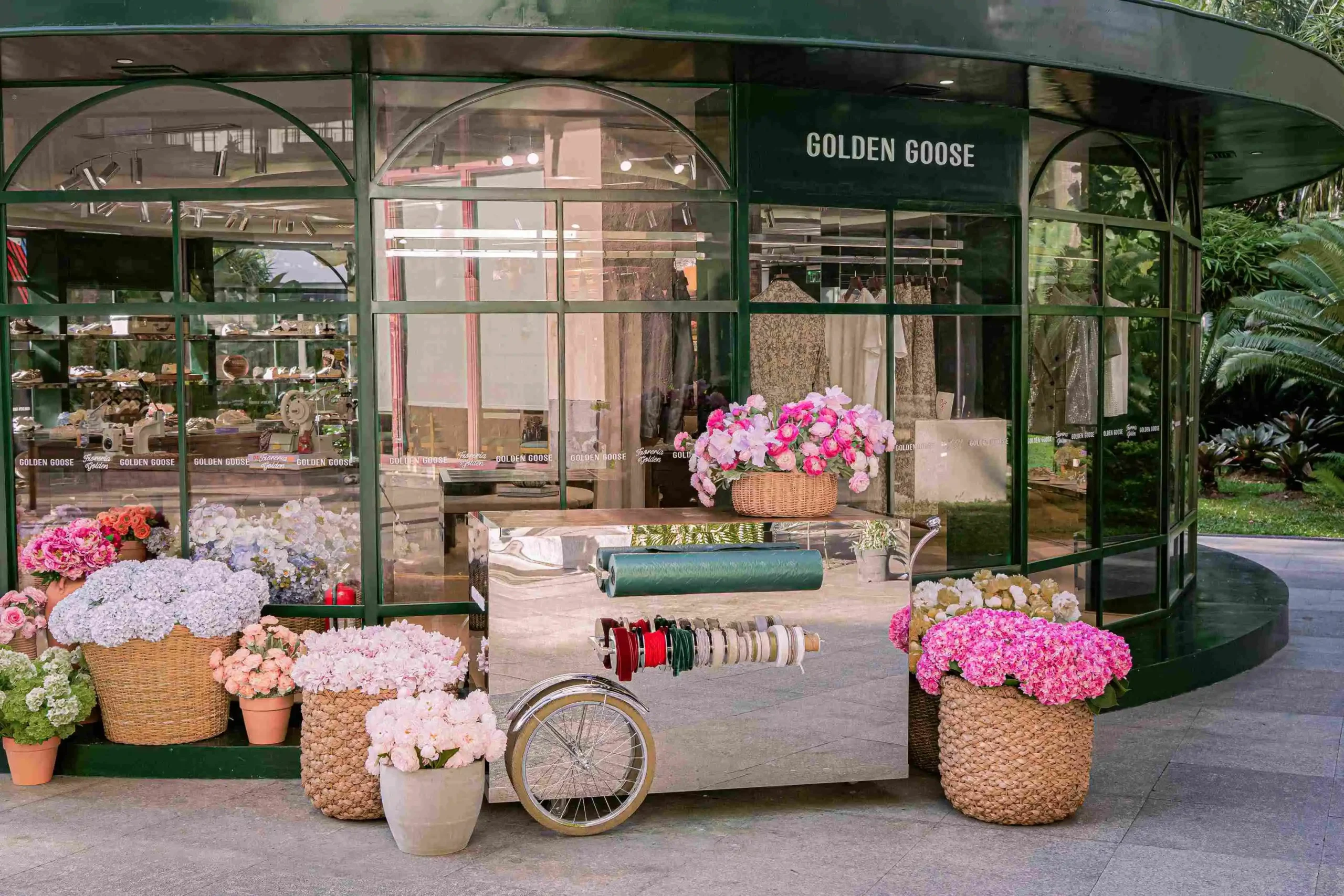 golden goose pop up greenbelt 