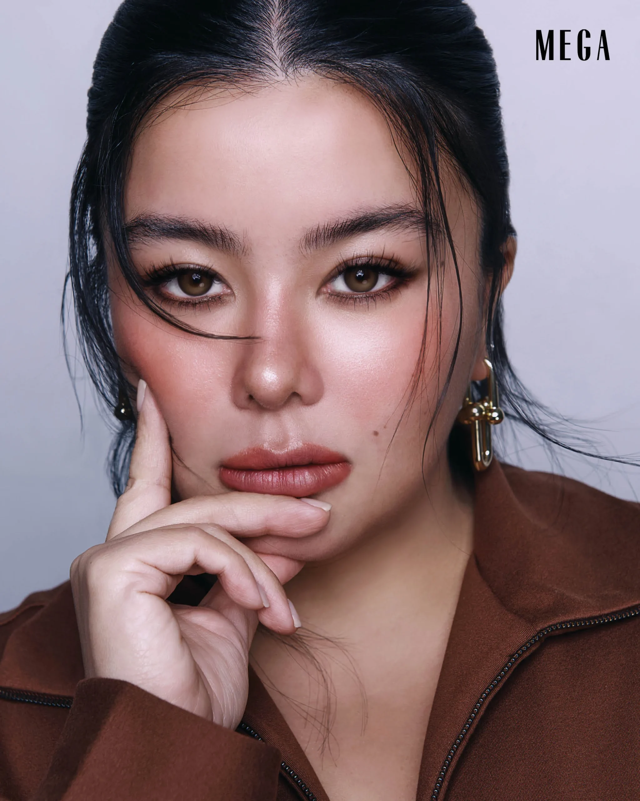 WHEN ASKES HAT MAKEUP ARTISTRY MEANS TO THAZZIA FALEK, SHE SAYS "Makeup artistry means the world to me. It’s everything, it’s my dream, my passion, my bread and butter. It’s everything I could ever ask for."