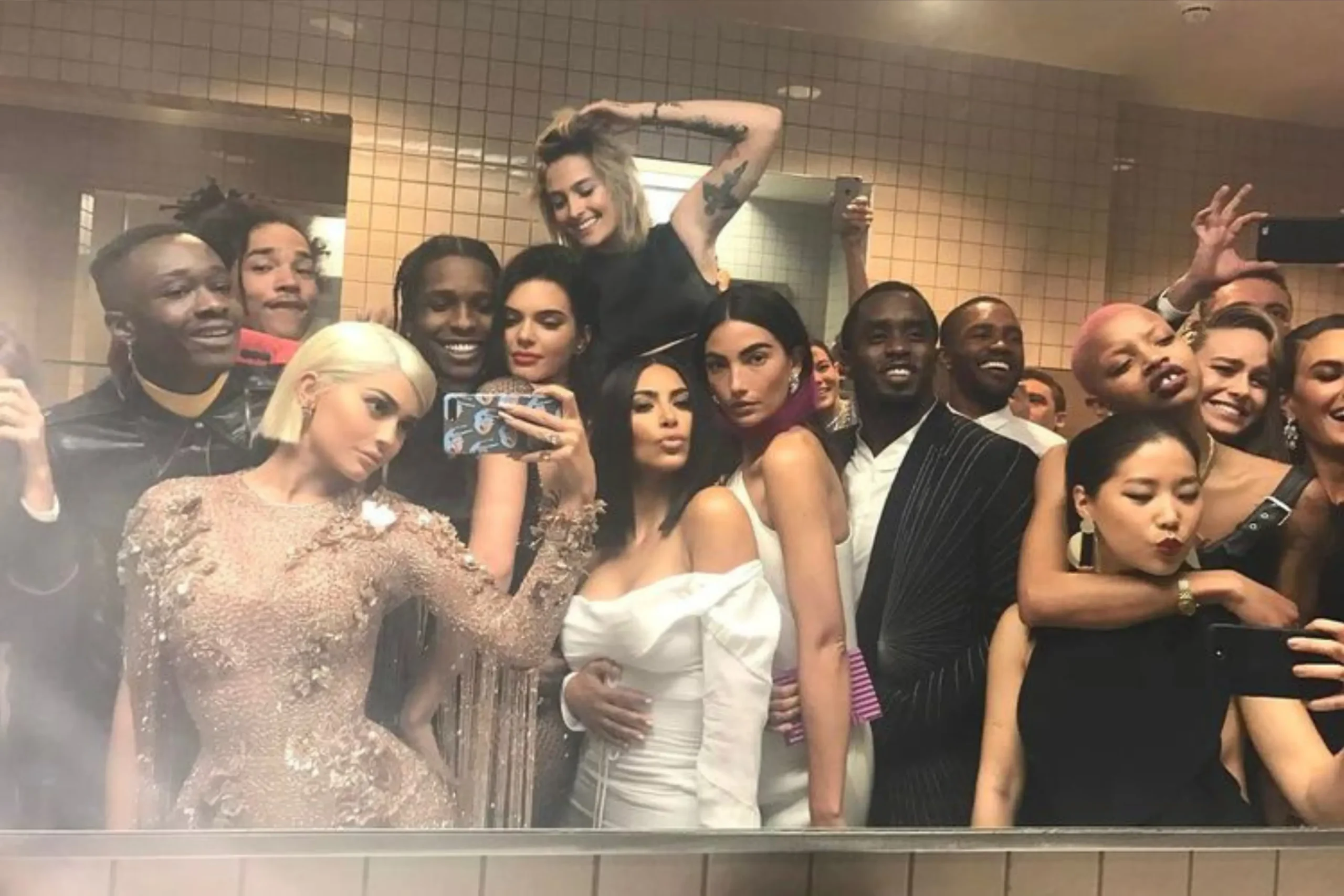 The iconic met gala bathroom selfie