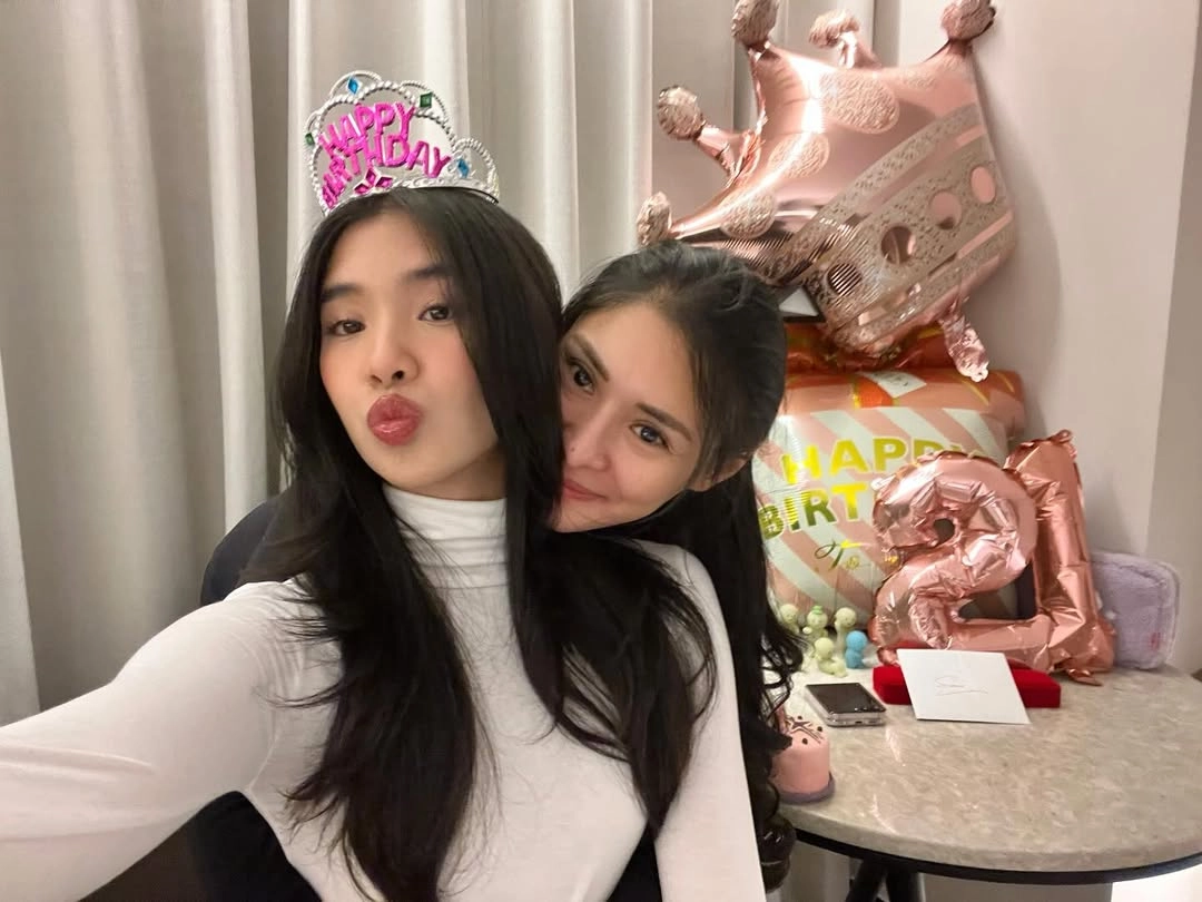 Carla Guevara-Laforteza and Sophia Laforteza