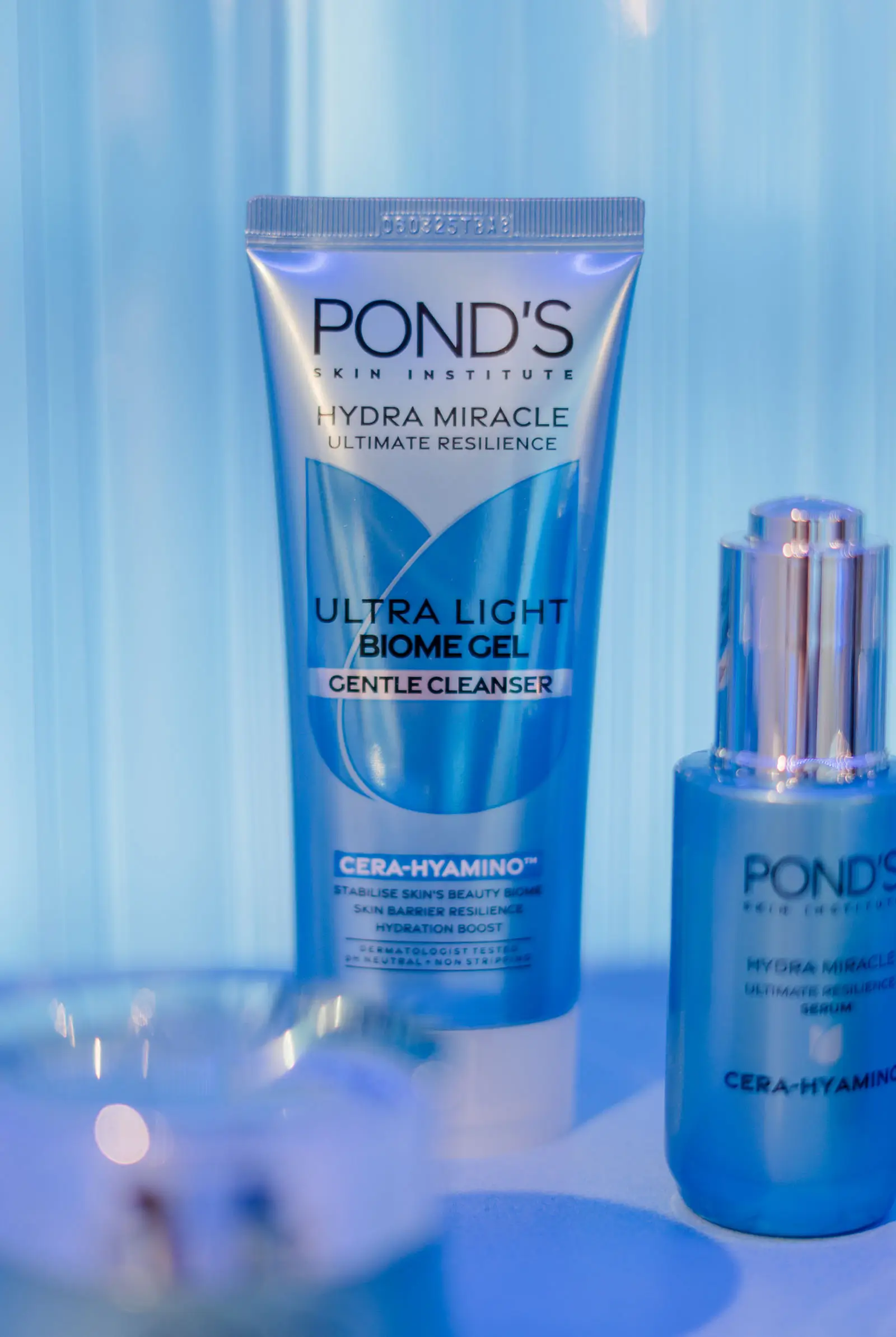 THE POND'S ULTRA LIGHT BIOME GEL GENTLE CLEANSER