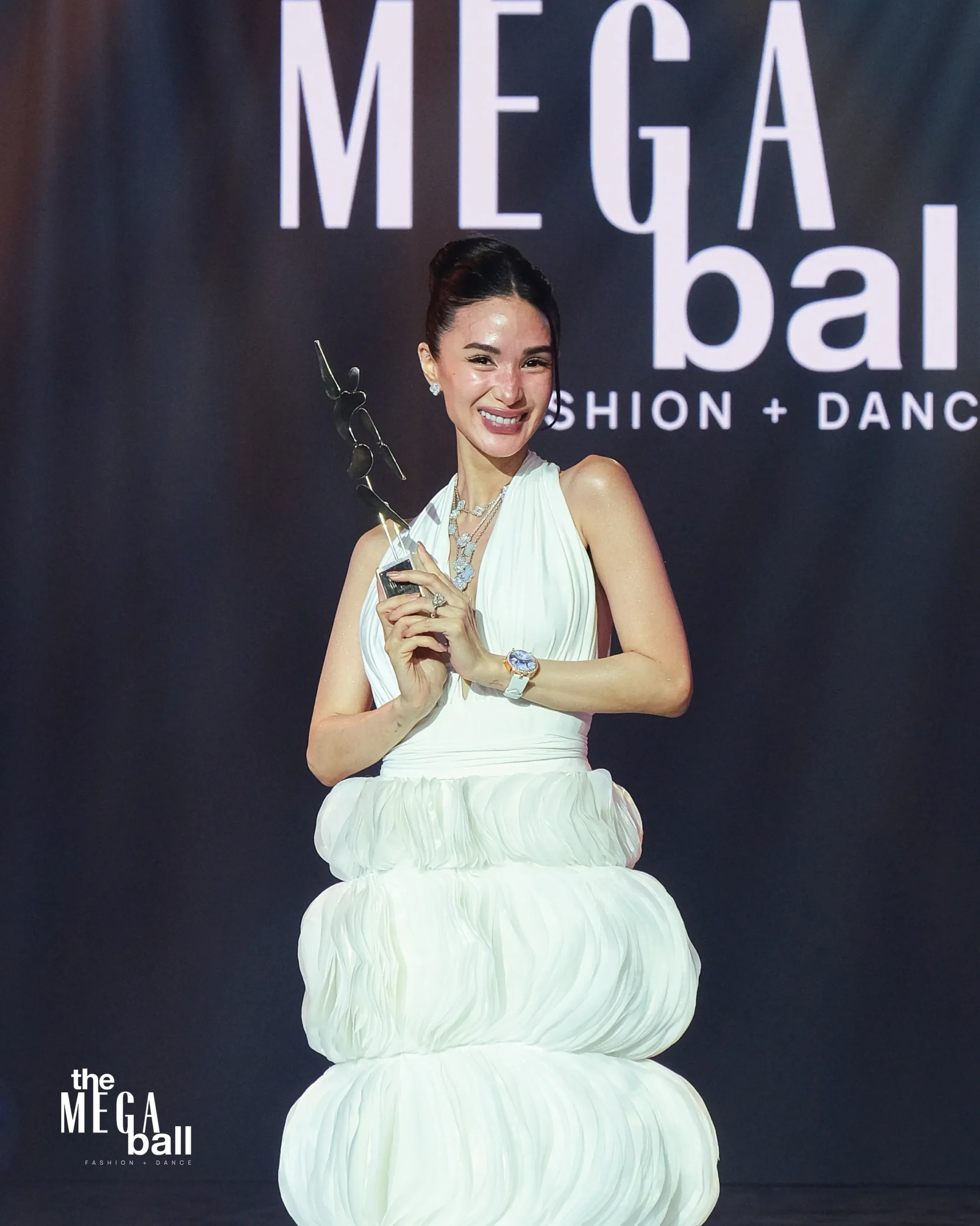 Pinoy Pride Awardee for Fashion and Social Media Heart Evangelista