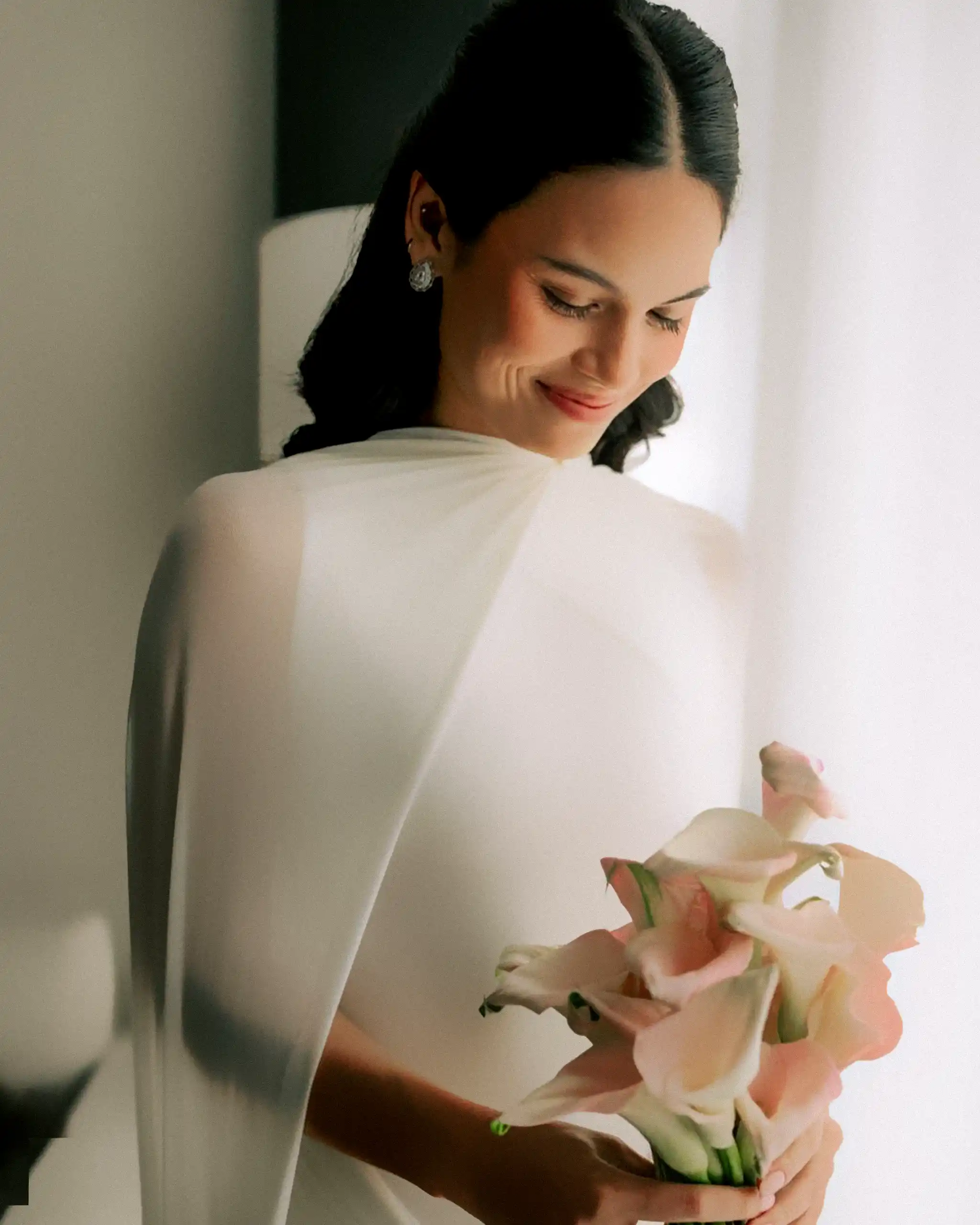 Leila Alcasid's Dress on a Modern Bride