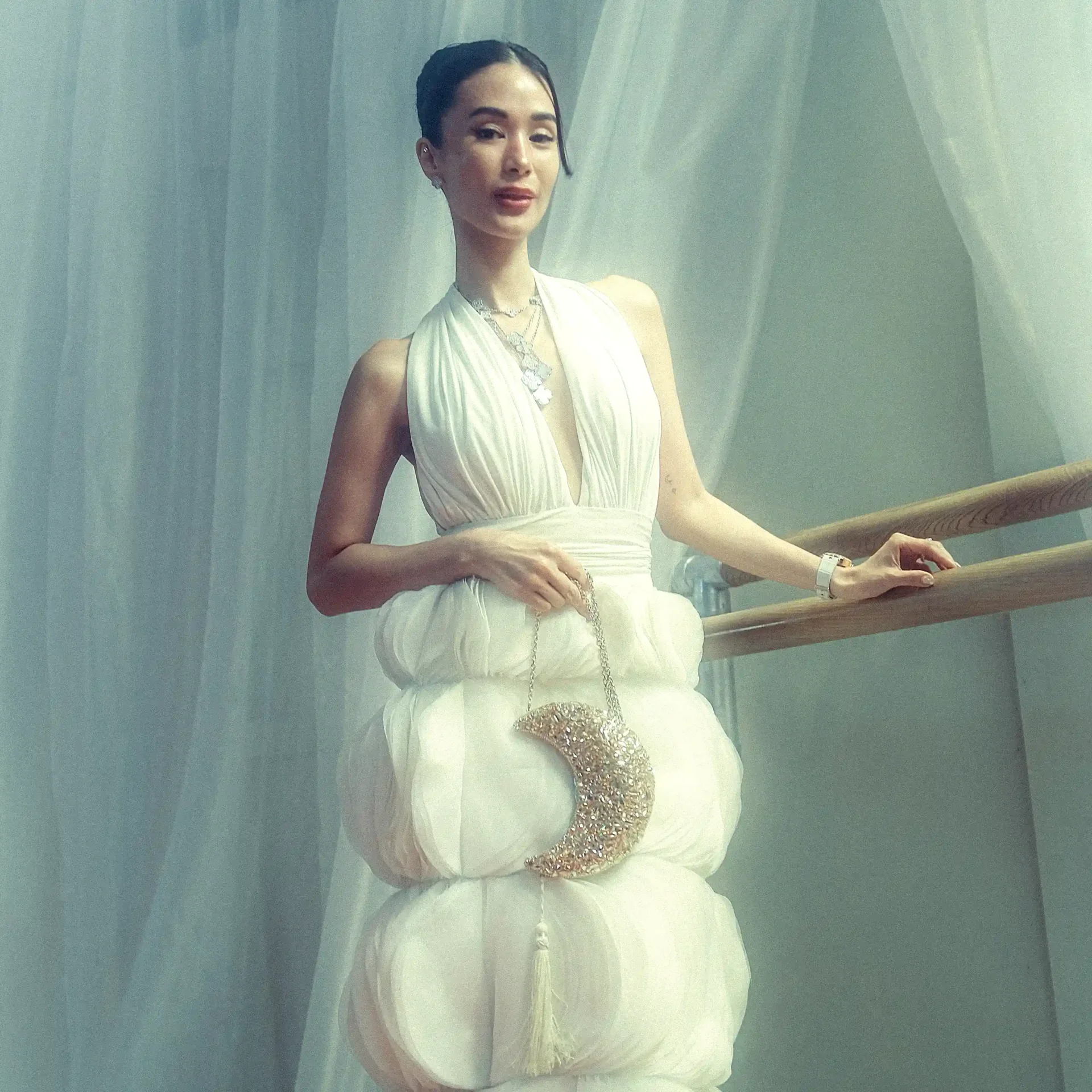 Heart Evangelista mega ball 2025