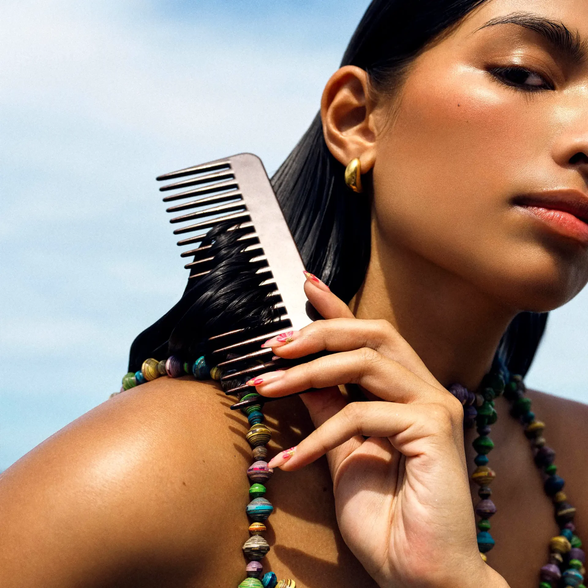 Hair Oil: Scalp's Best Friend or Hair Loss Inducer?