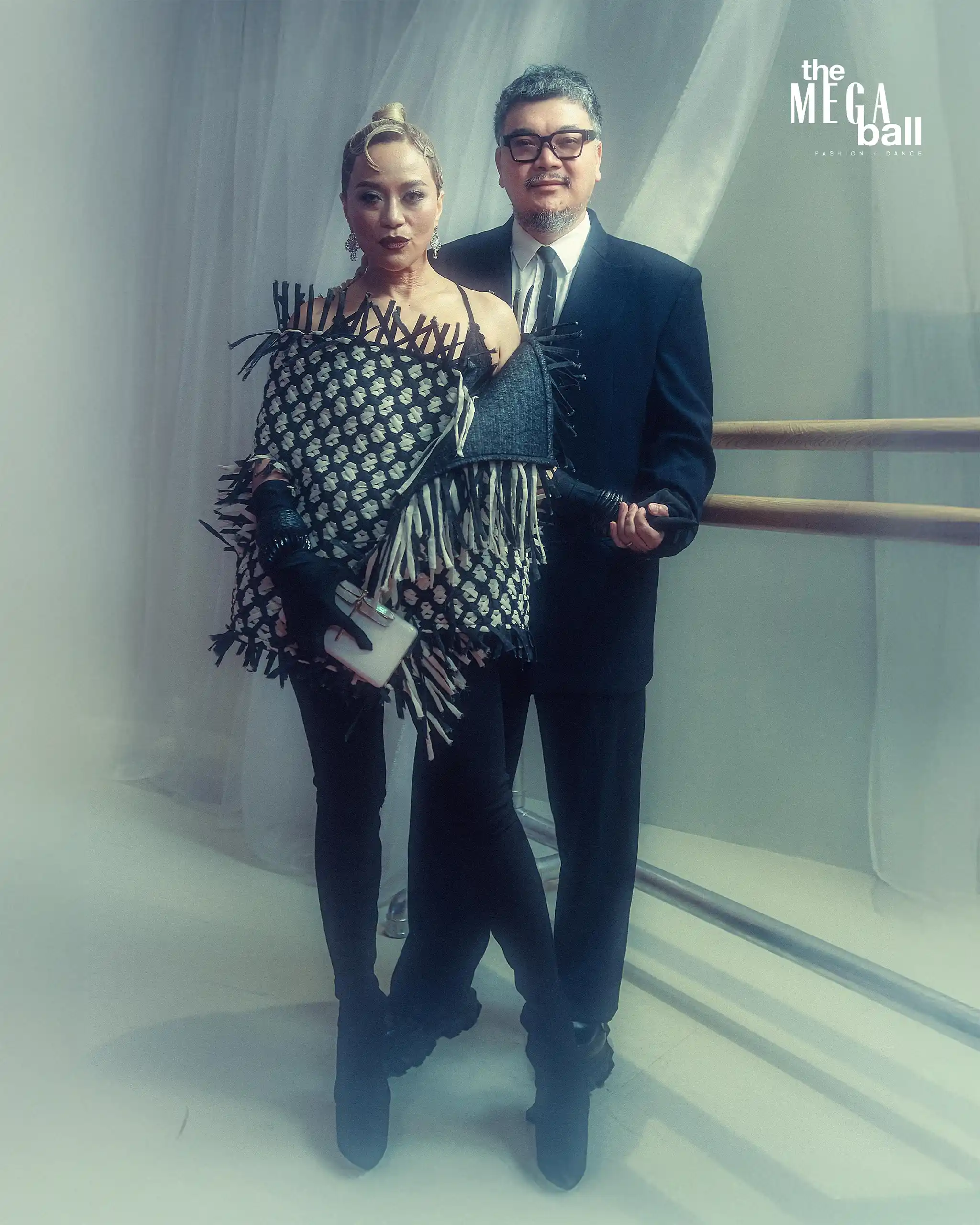 Teacher Georcelle dapat-sy mega ball 2025 look jaggy Glarino woven jacket black and white dance