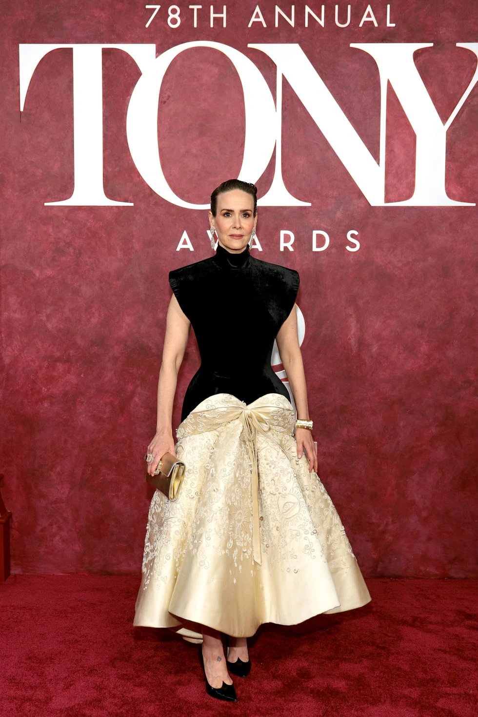 Sarah Paulson in Schiaparelli Haute Couture tony awards 2025