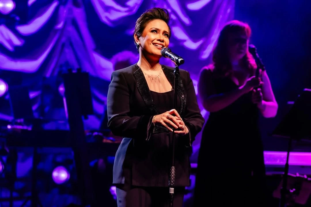 lea salonga performing