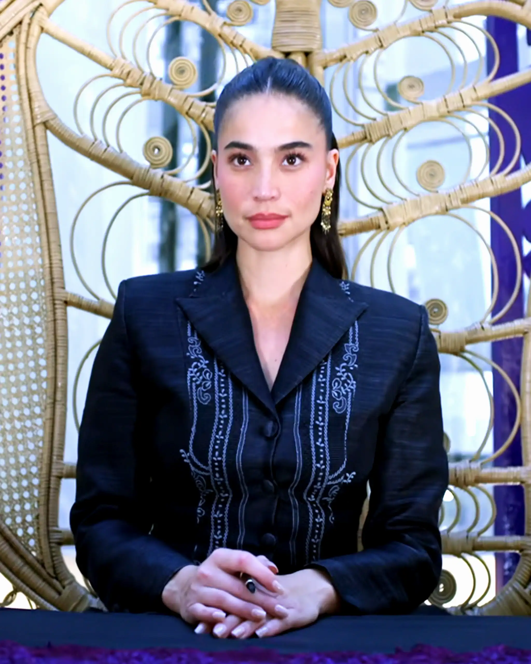 Anne Curtis barong-inspired dress