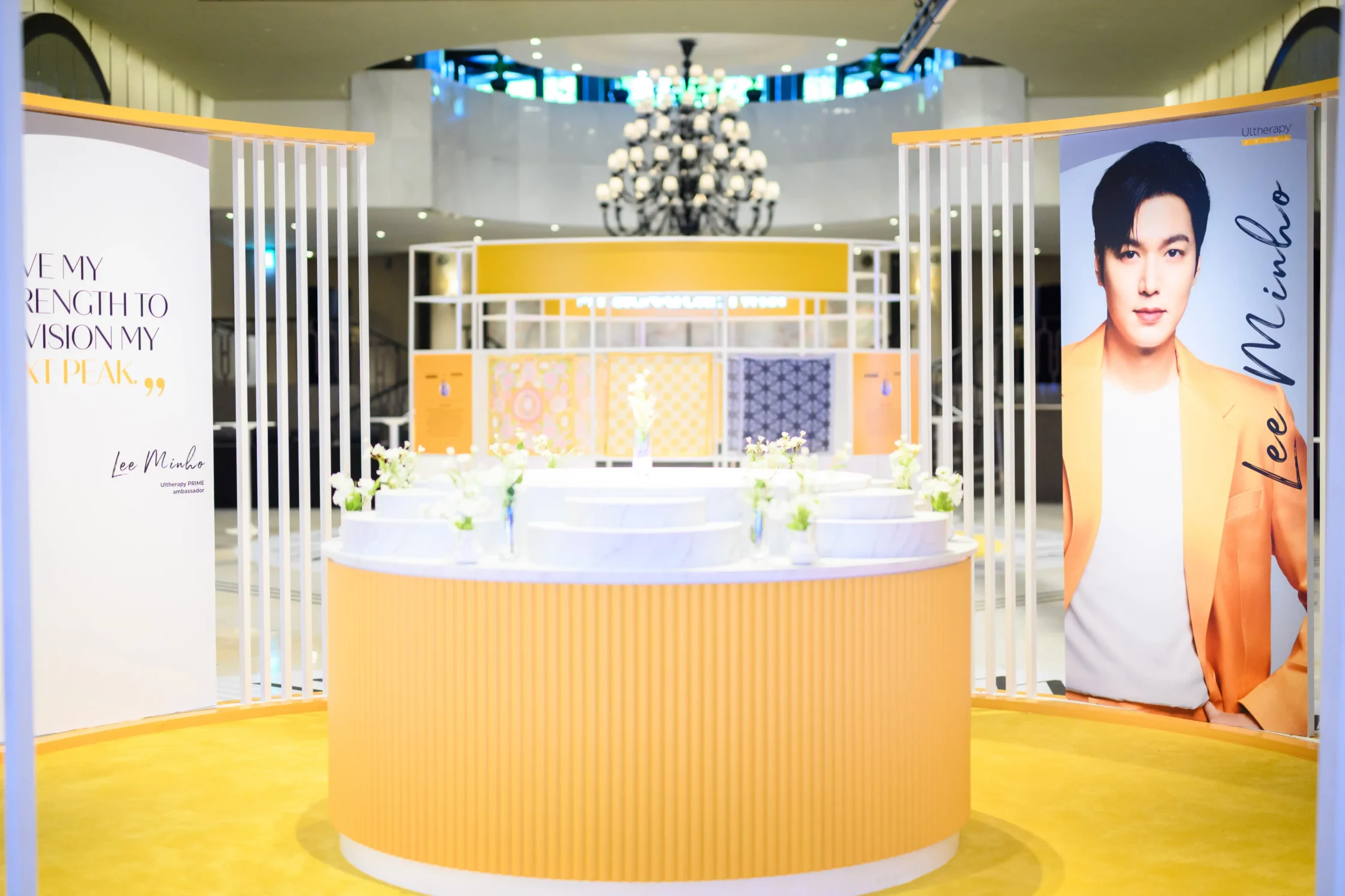 Personalized scarves featuring exclusive Danha x Ultherapy PRIME prints was on display at the “My Signature Twist” zone.
