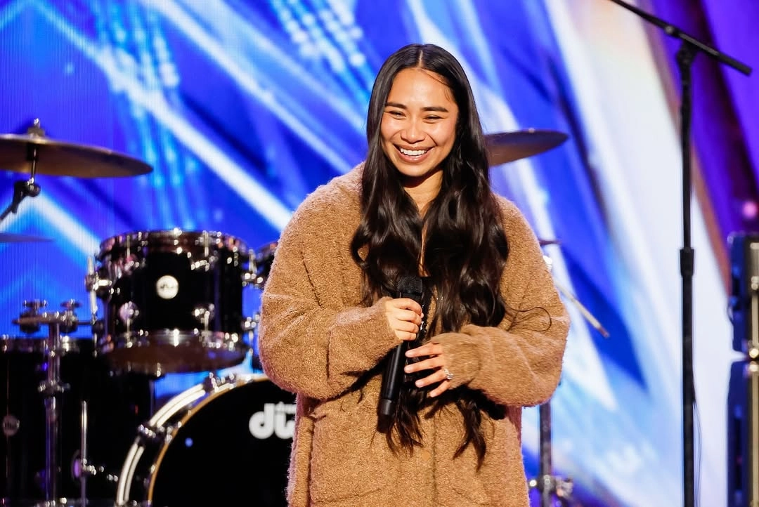 Jessica Sanchez returns to america's Got Talent
