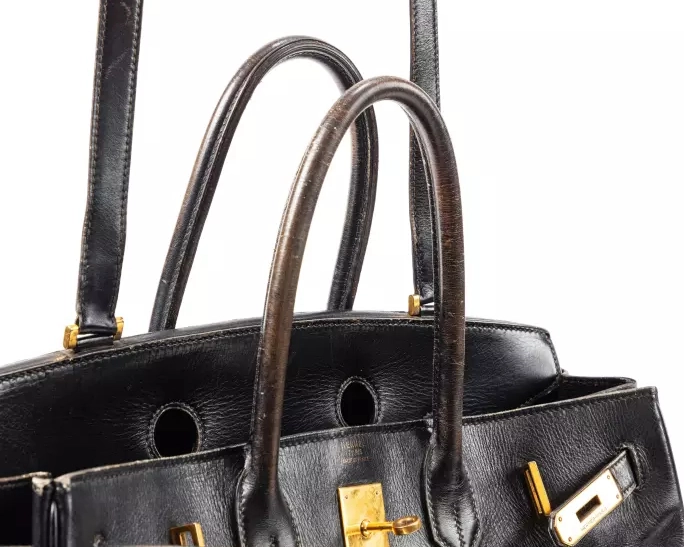 Built-In Shoulder Strap