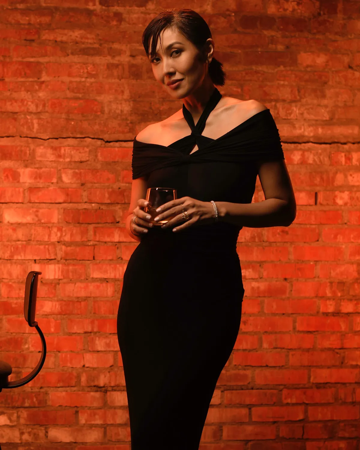 Uy didn’t just build looks—she built a blueprint.