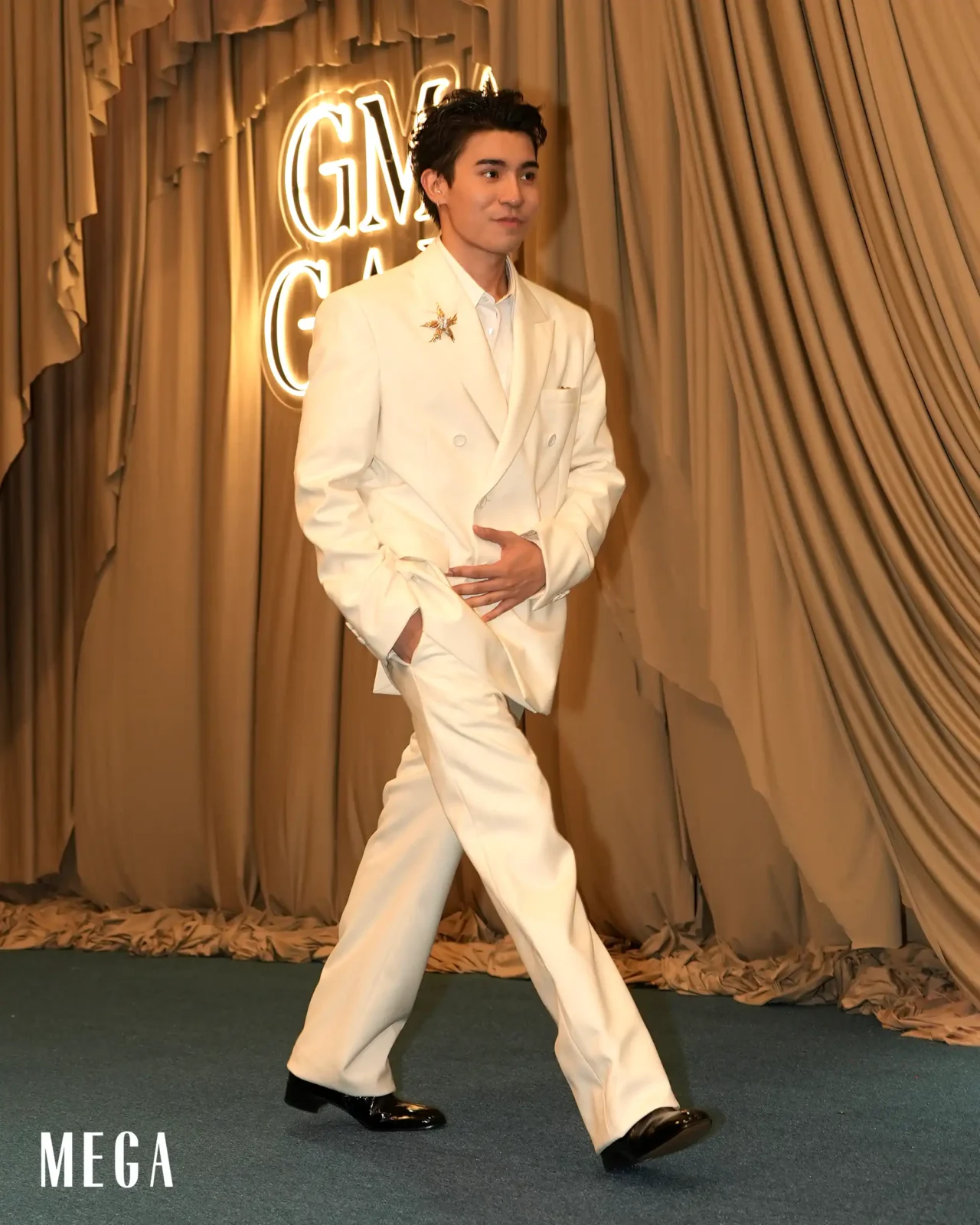 Brent Manalo in Gucci