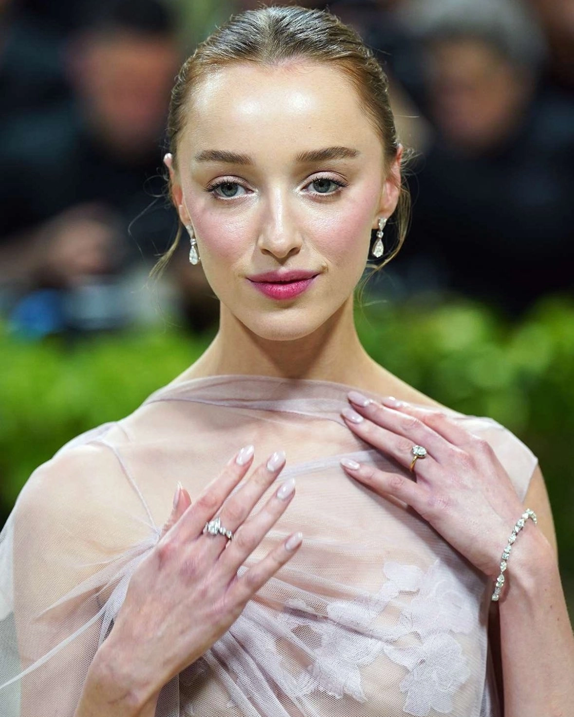 Phoebe Dynevor Engagement Ring