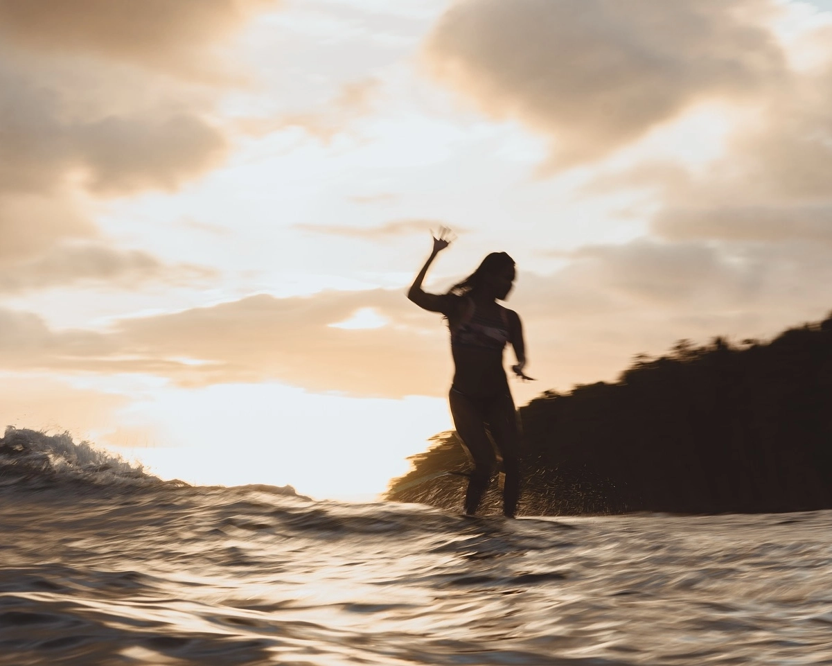Maria Tokong surfing