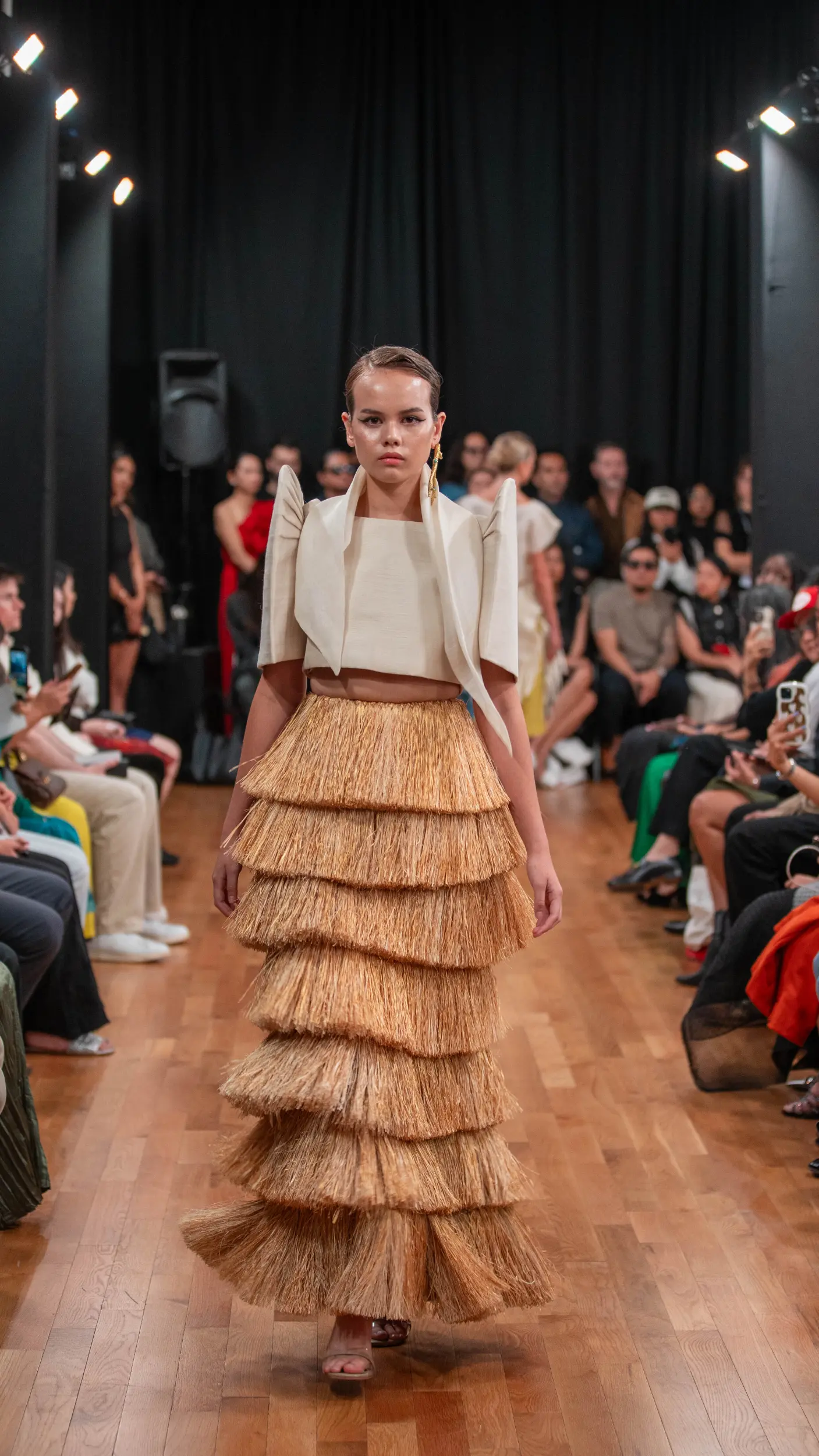 LOOK 3