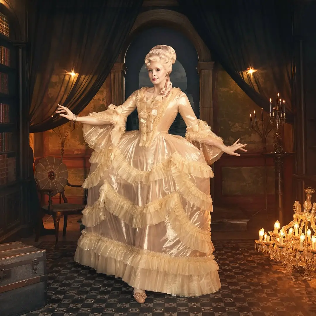 GWENDOLINE CHRISTIE AS LARISSA WEEMS