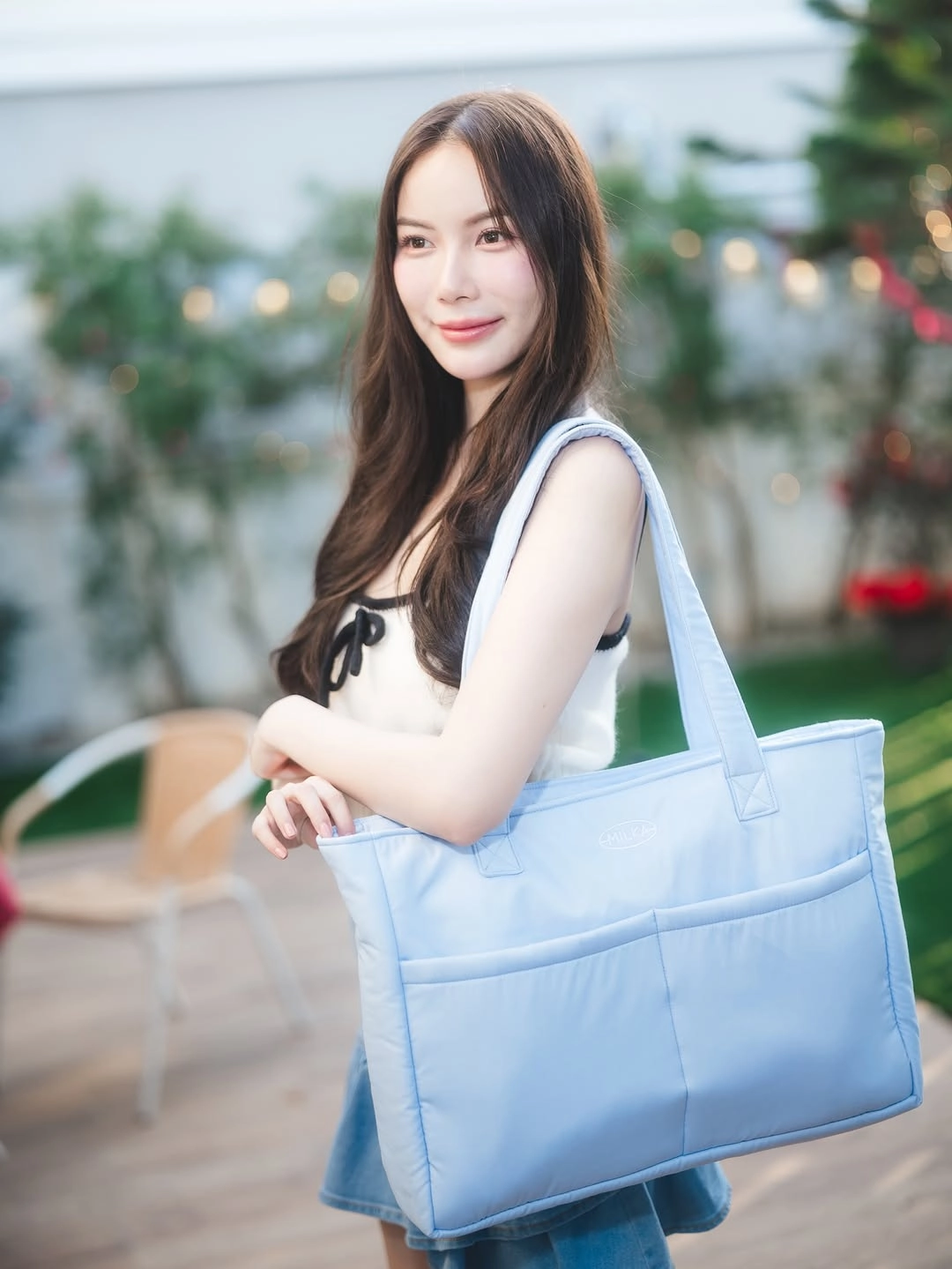 Modelling for her business, Milkastudio