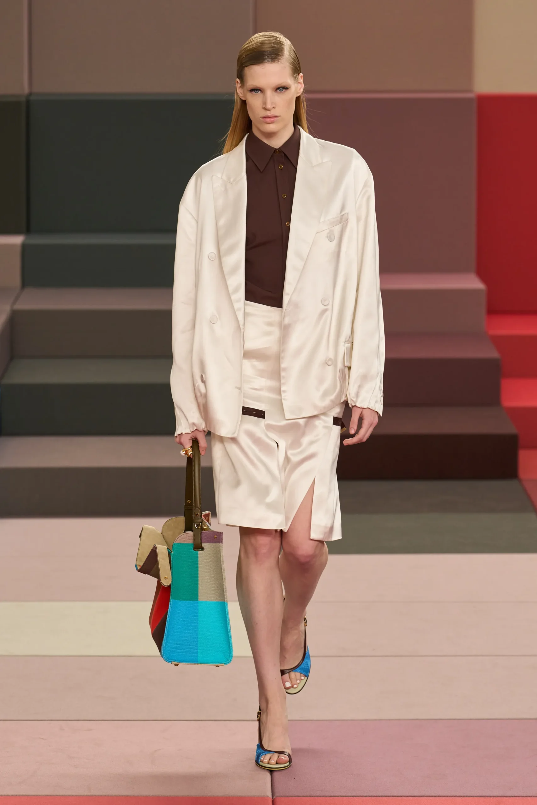 LOOK 5