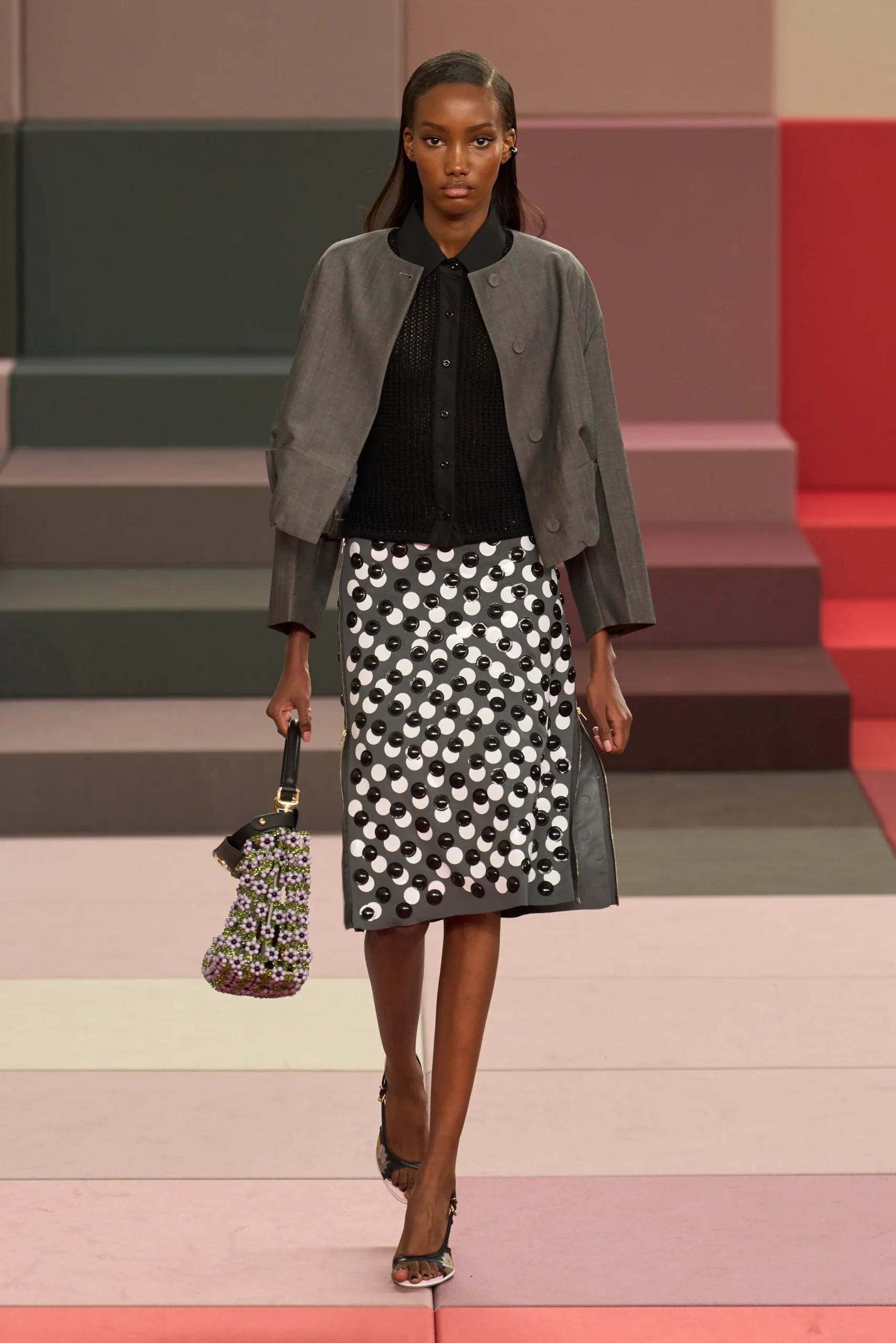 LOOK 6