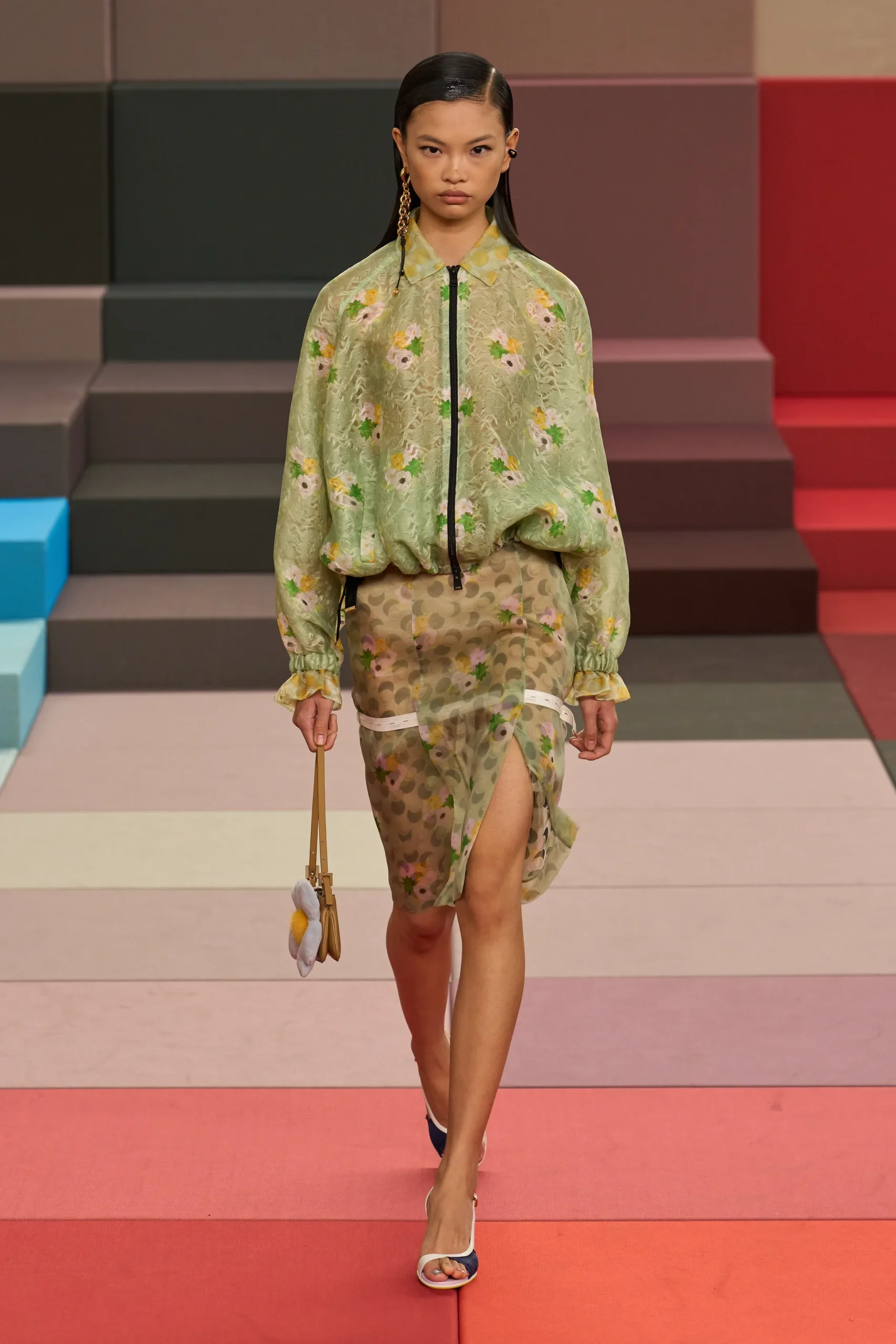 LOOK 3