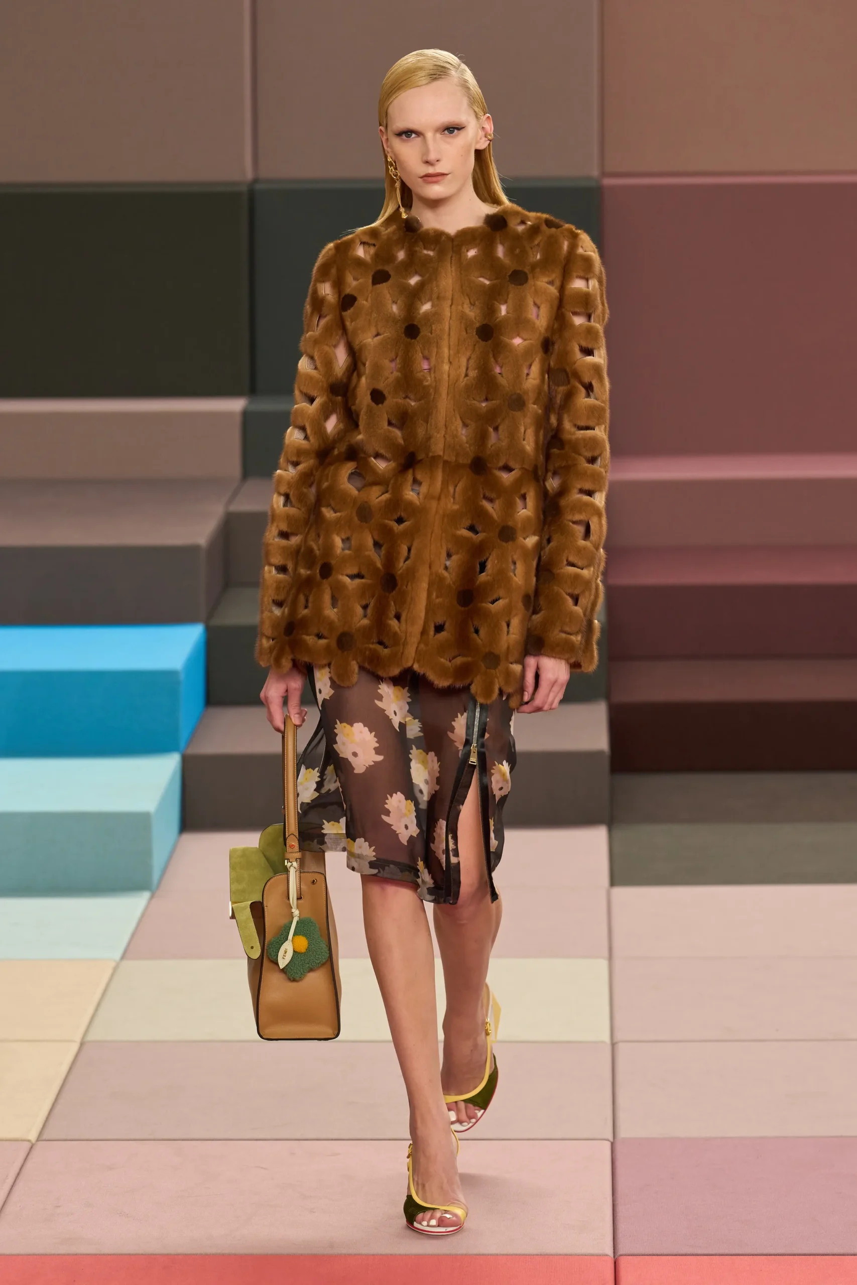 LOOK 15