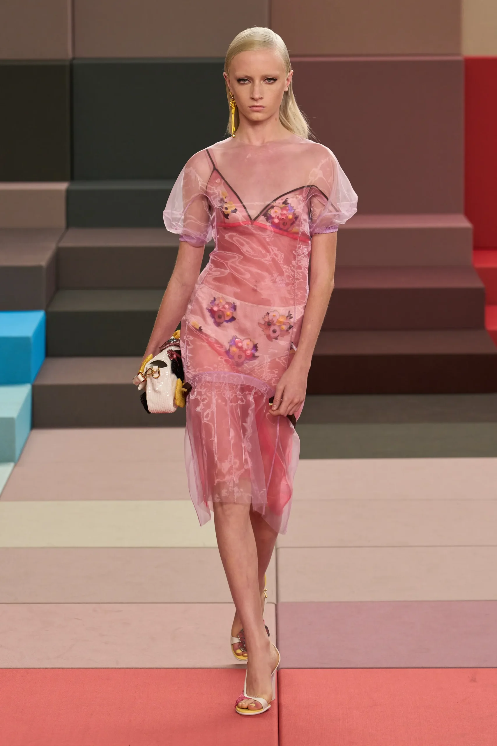 LOOK 13